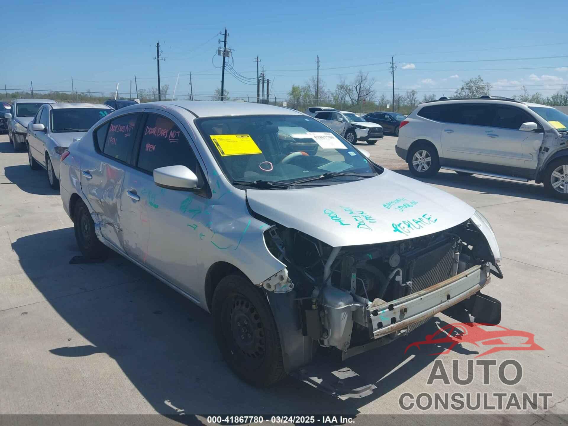 NISSAN VERSA 2017 - 3N1CN7AP2HL847042