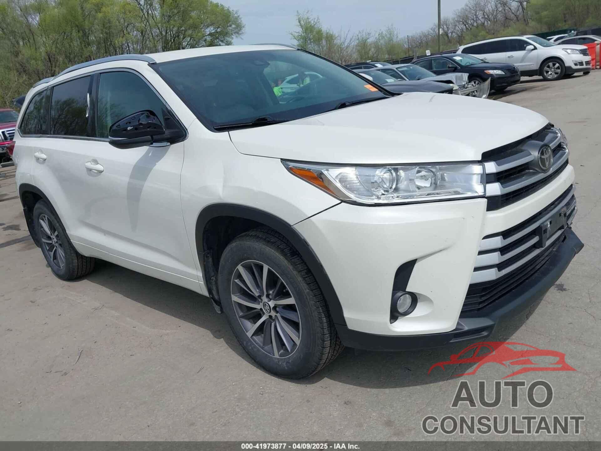 TOYOTA HIGHLANDER 2017 - 5TDJZRFHXHS515396
