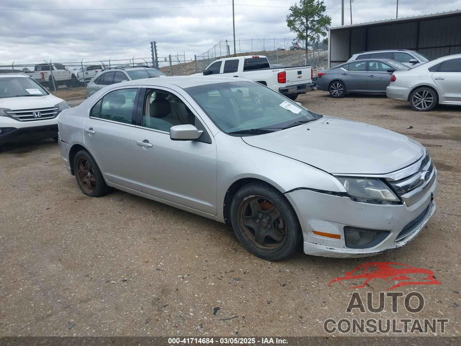 FORD FUSION 2011 - 3FAHP0HG8BR122324