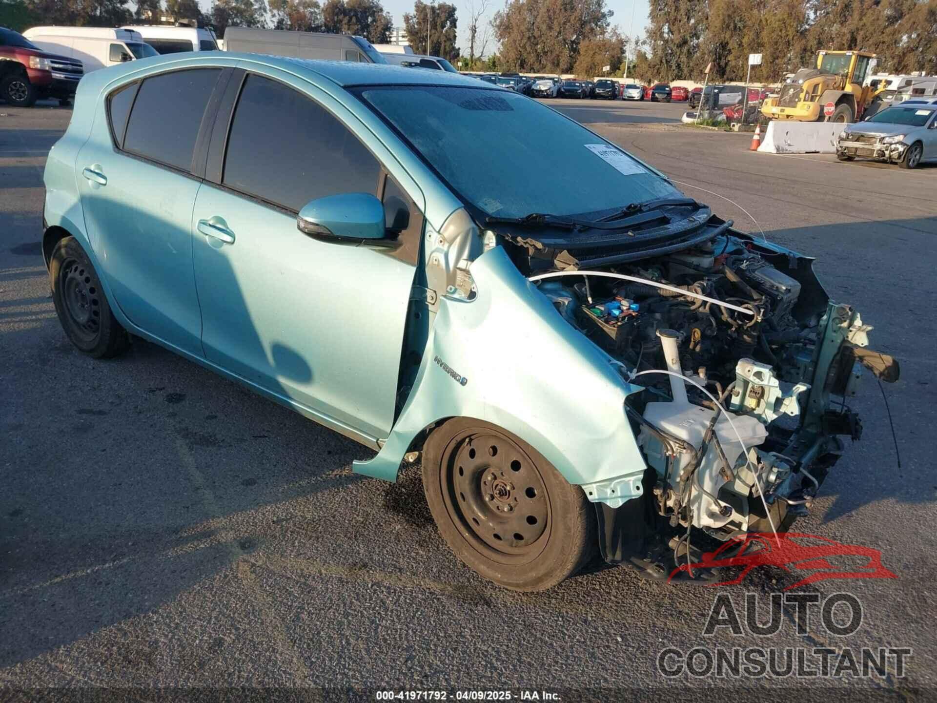 TOYOTA PRIUS C 2014 - JTDKDTB38E1081501