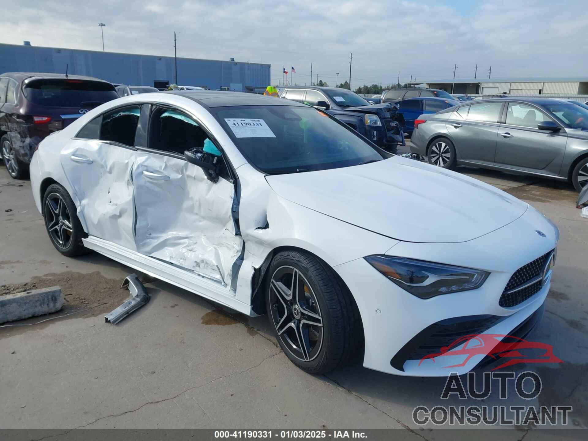 MERCEDES-BENZ CLA 250 COUPE 2024 - W1K5J4GBXRN451783