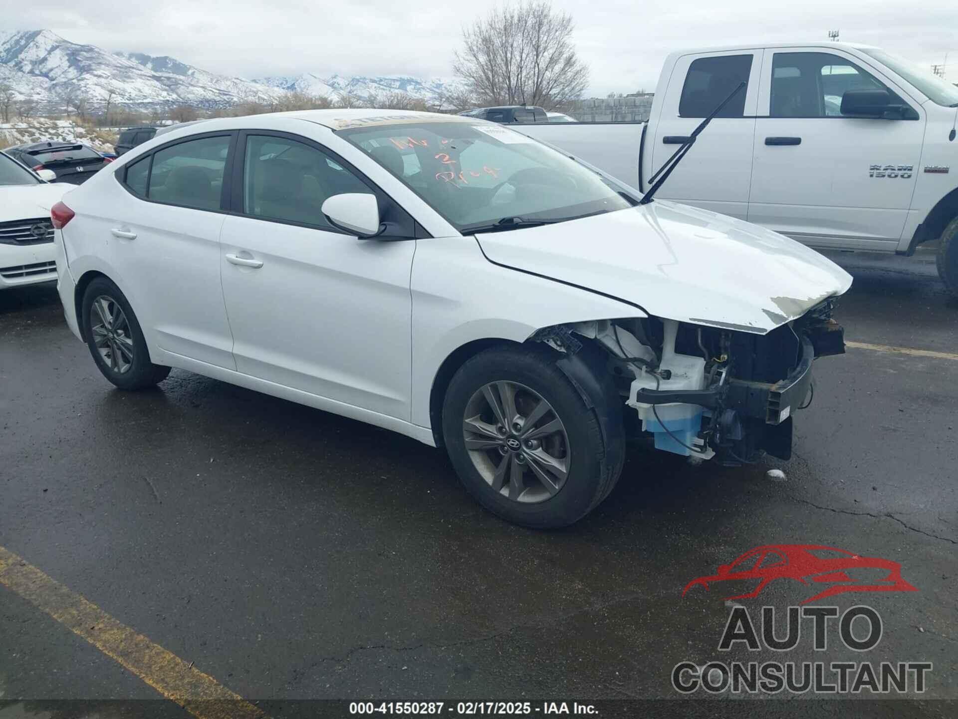 HYUNDAI ELANTRA 2017 - 5NPD84LF2HH000548