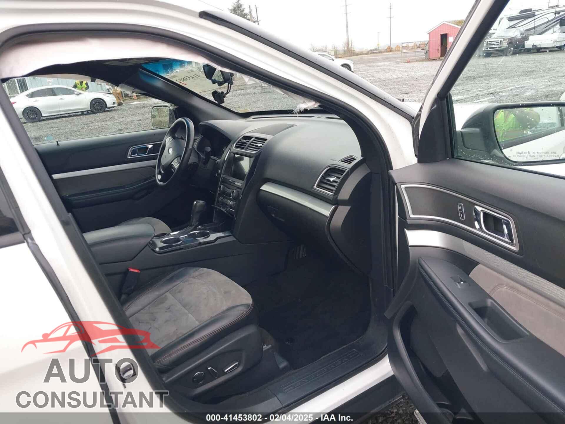 FORD EXPLORER 2017 - 1FM5K7D88HGA76198