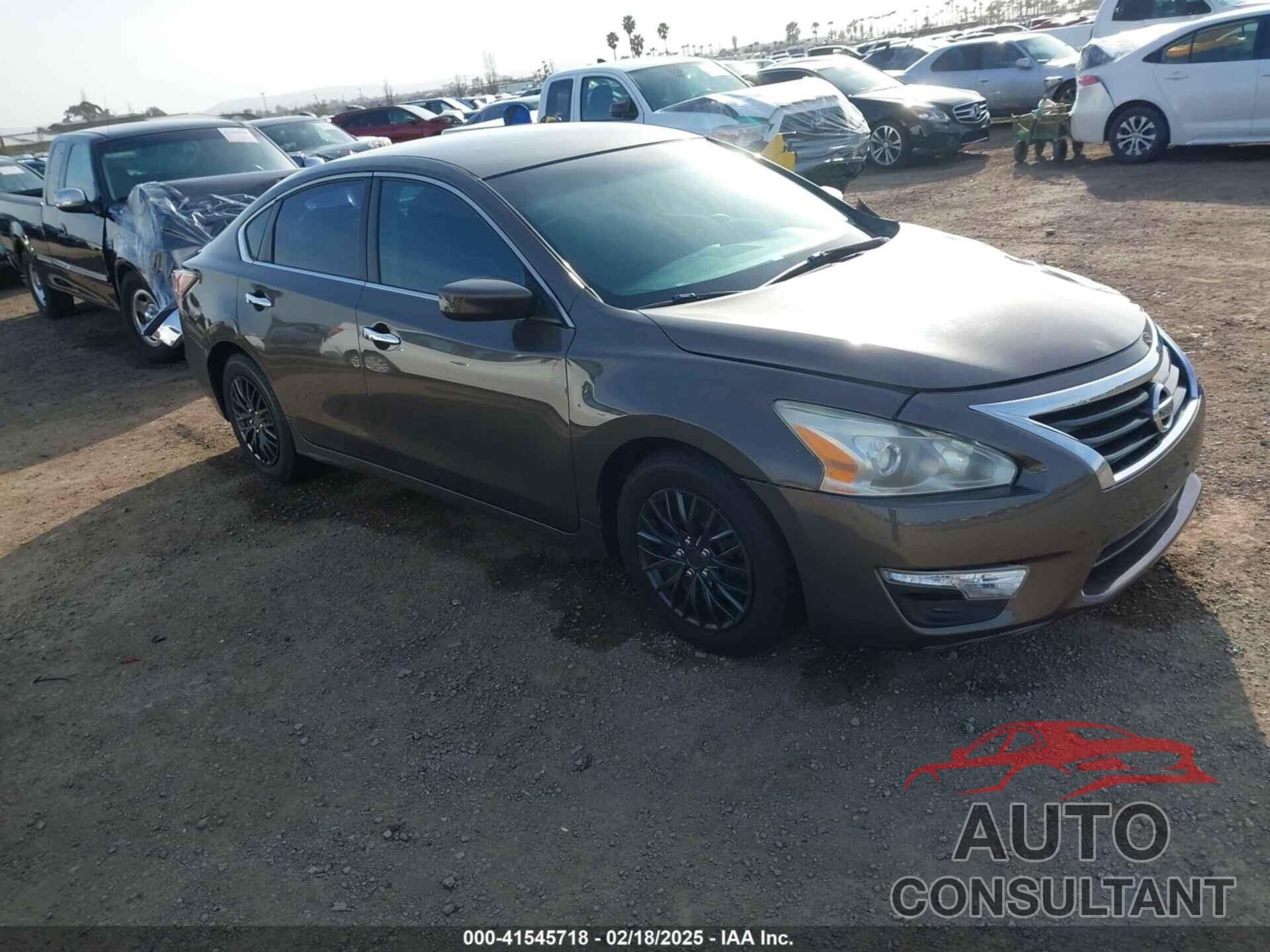 NISSAN ALTIMA 2015 - 1N4AL3AP4FN864589