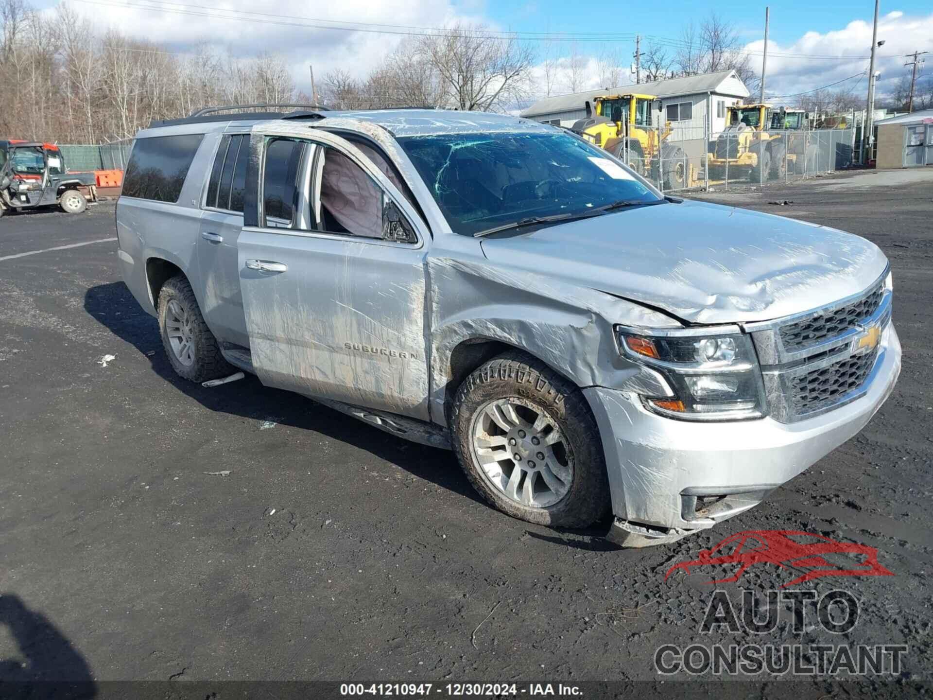 CHEVROLET SUBURBAN 2019 - 1GNSKHKC9KR246057