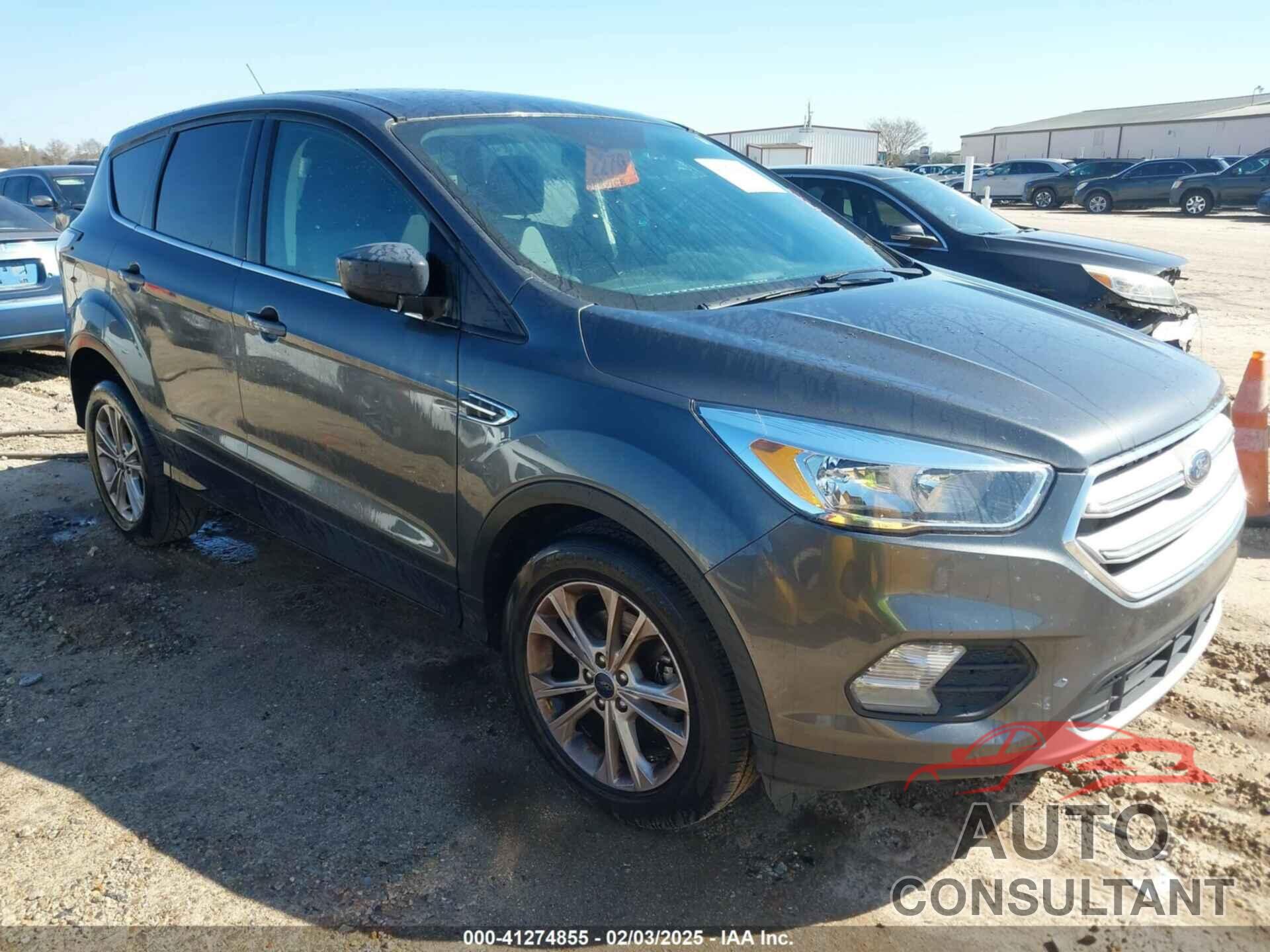 FORD ESCAPE 2017 - 1FMCU0GD3HUD04000