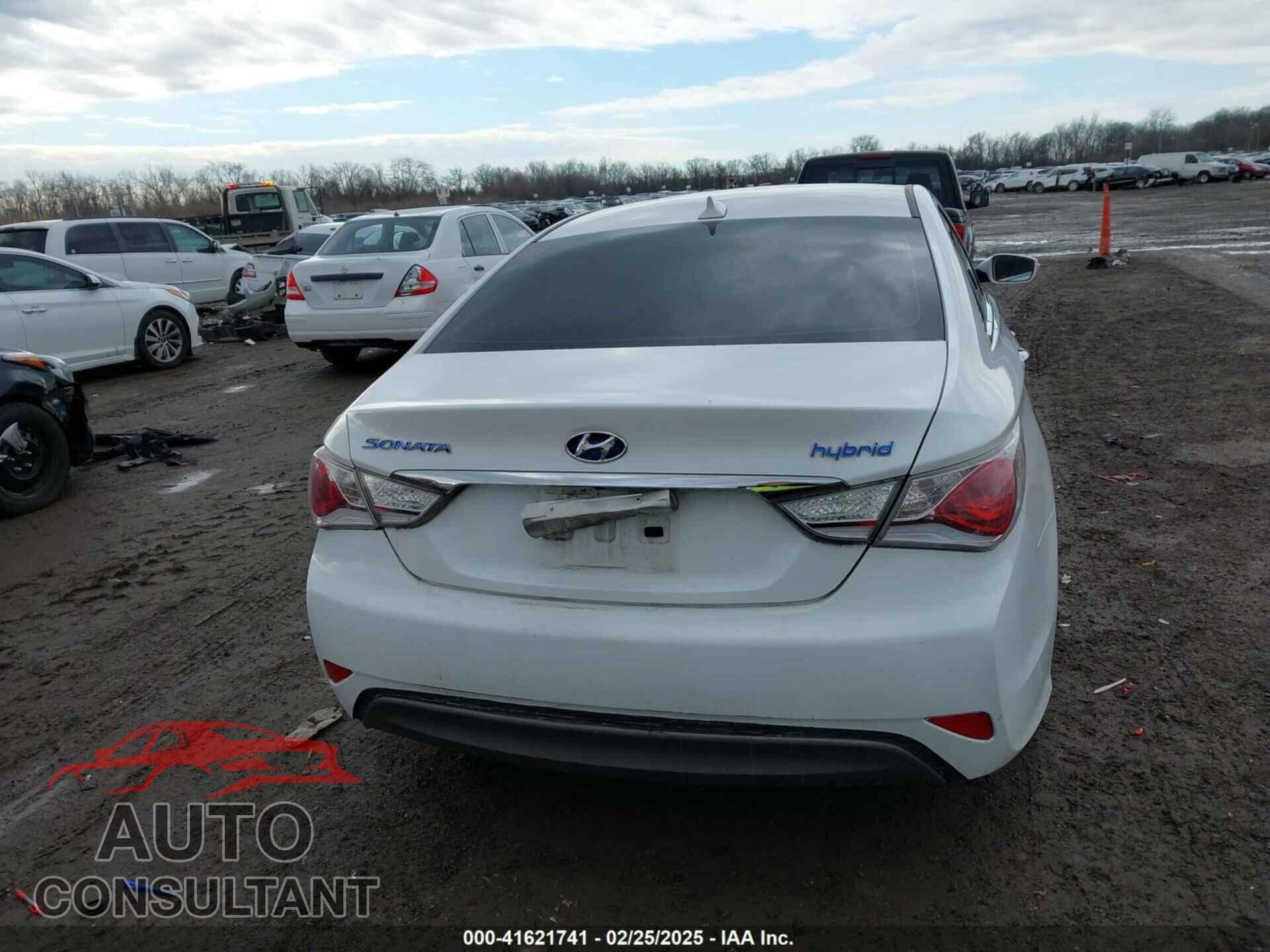 HYUNDAI SONATA HYBRID 2014 - KMHEC4A4XEA113473