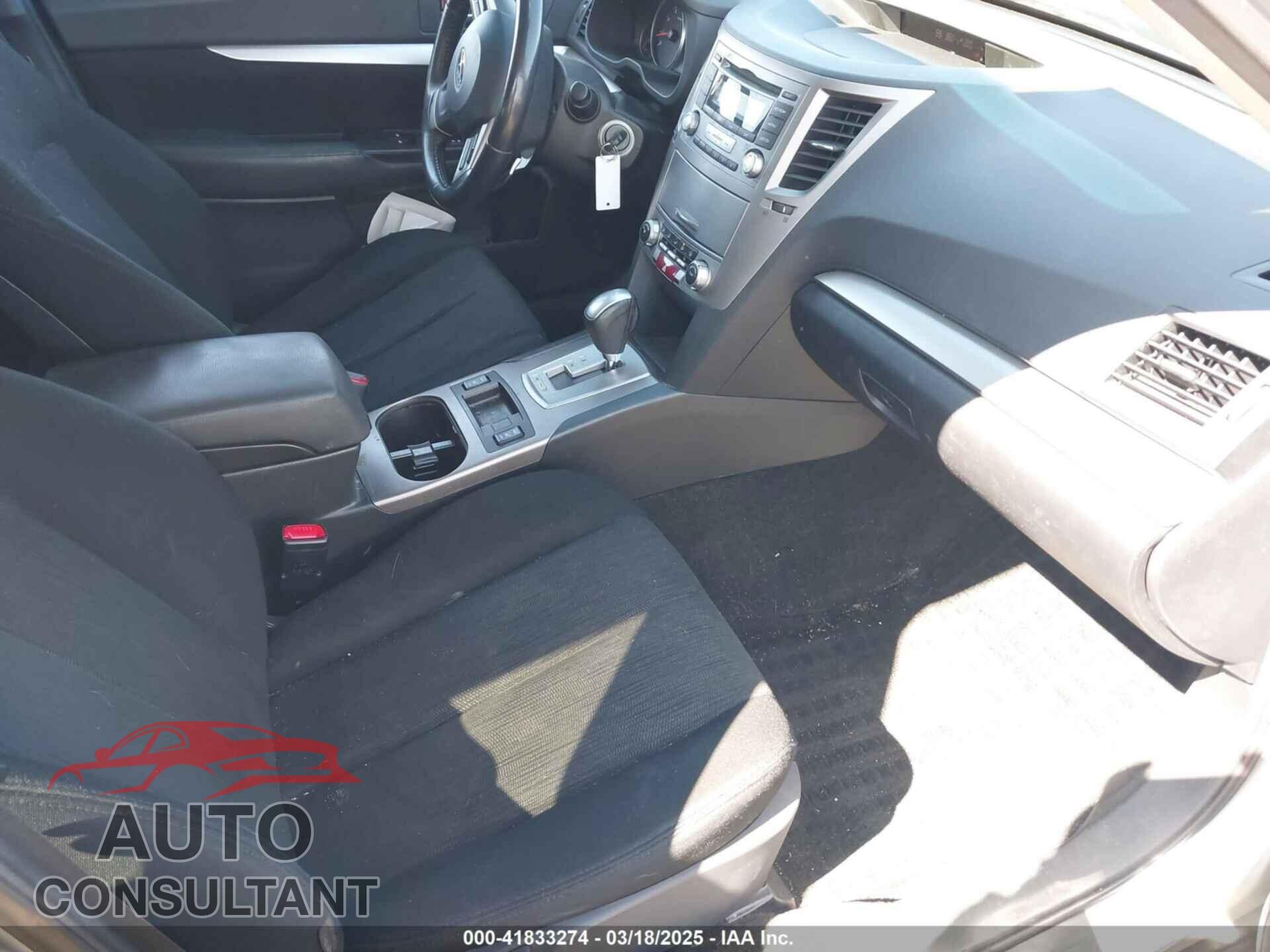 SUBARU OUTBACK 2013 - 4S4BRBGC8D3239709