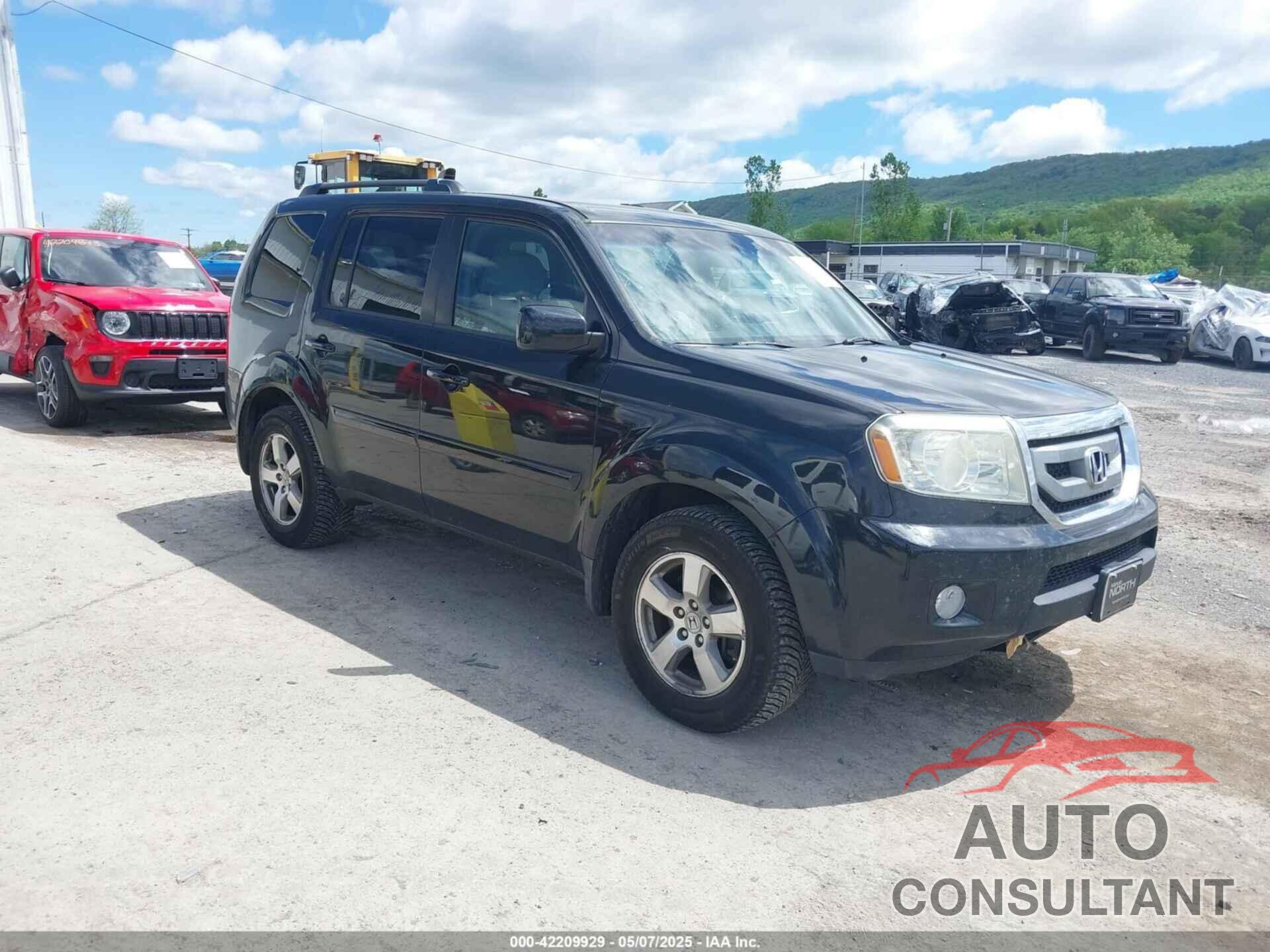 HONDA PILOT 2011 - 5FNYF4H47BB006690