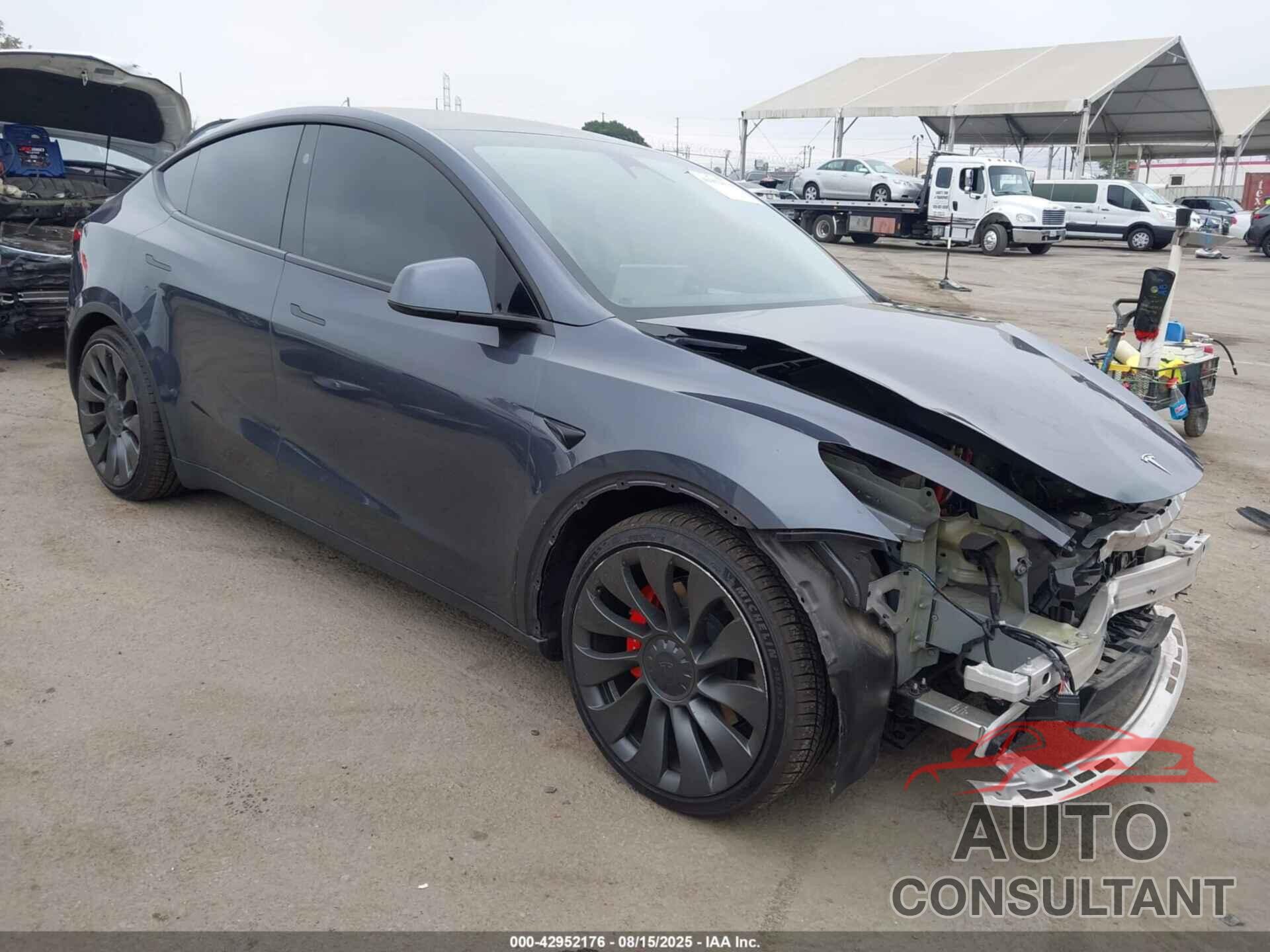 TESLA MODEL Y 2023 - 7SAYGDEF5PF863538