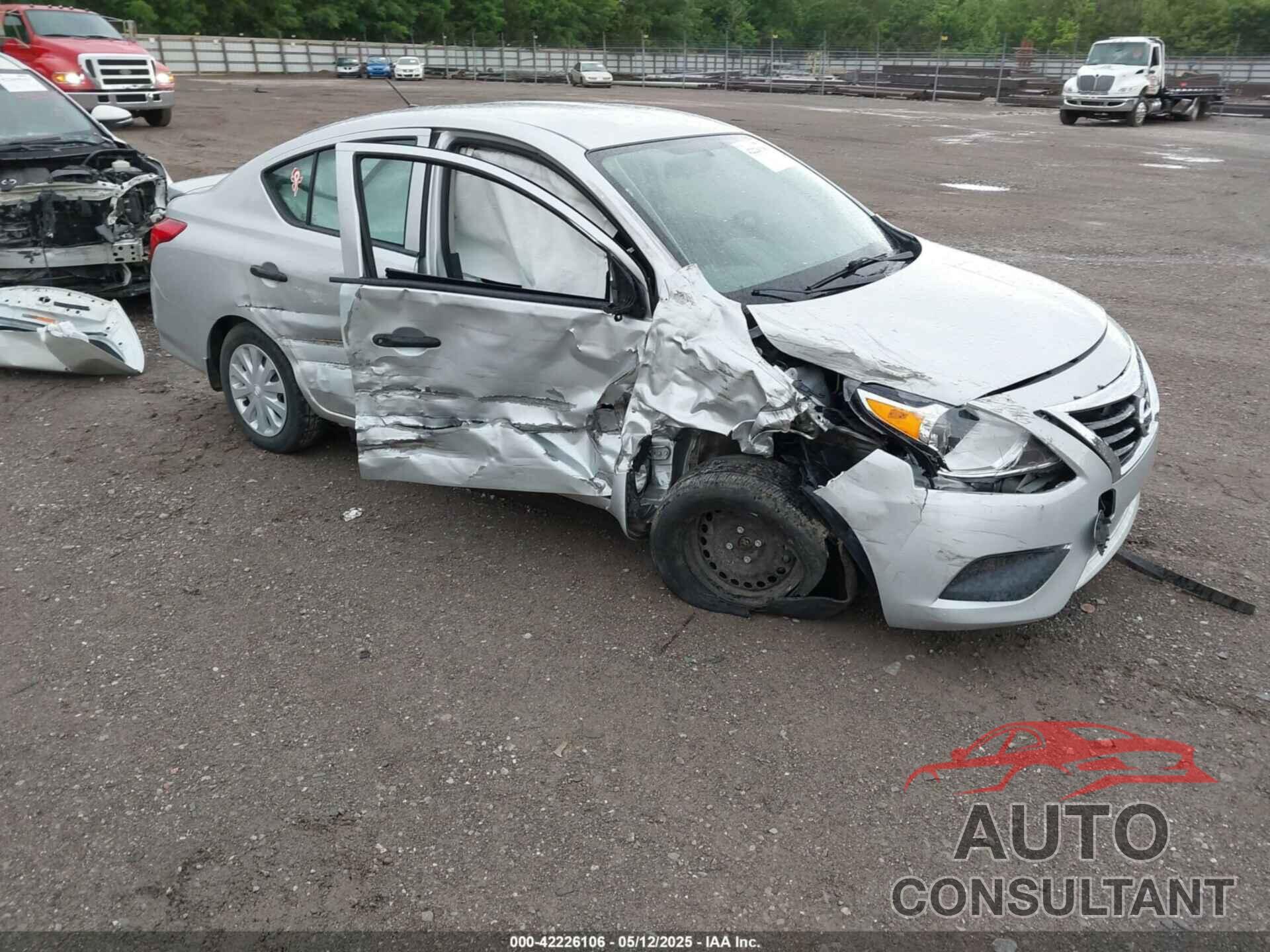 NISSAN VERSA 2019 - 3N1CN7AP9KL811257
