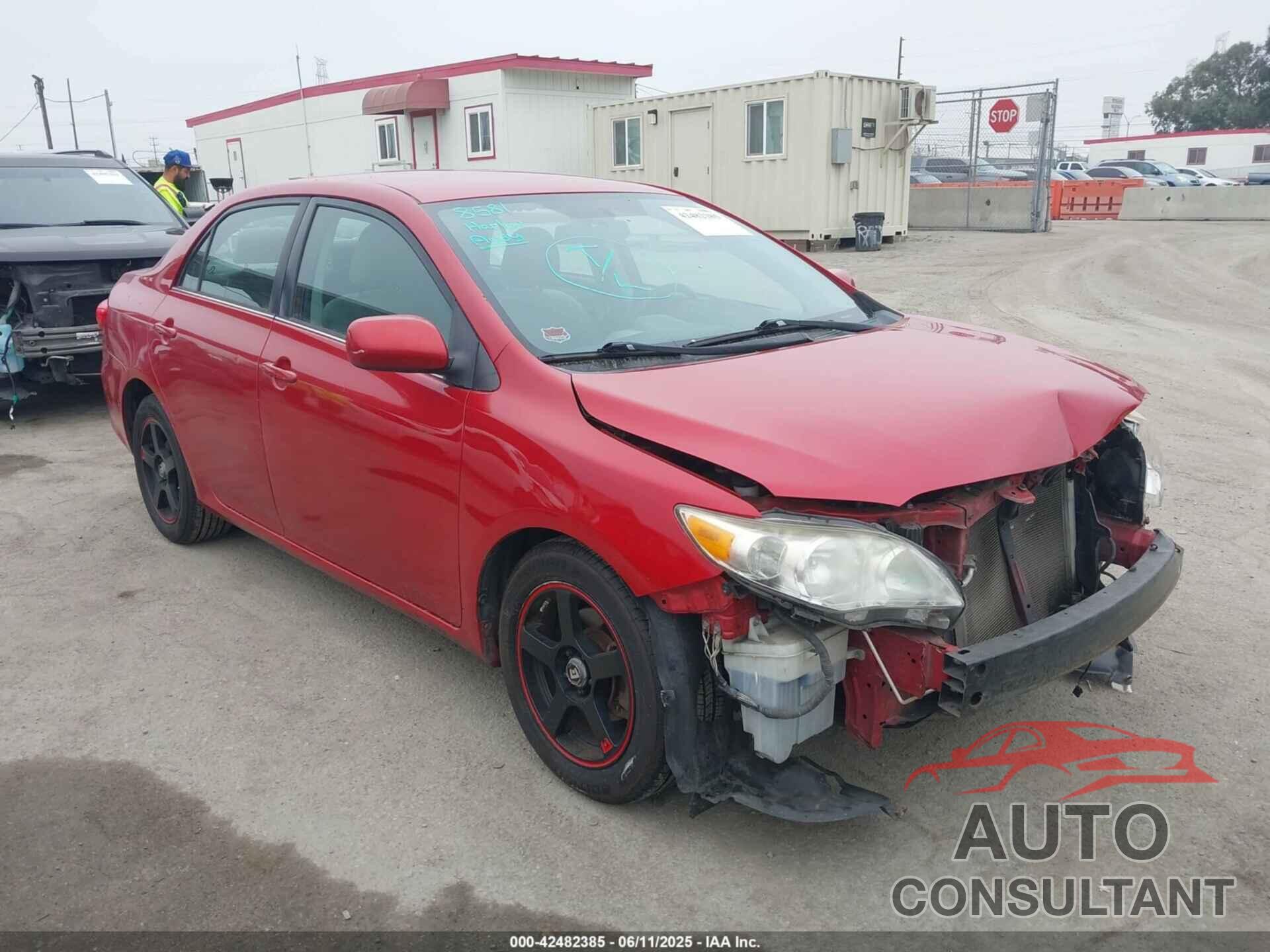 TOYOTA COROLLA 2013 - 2T1BU4EE6DC053631