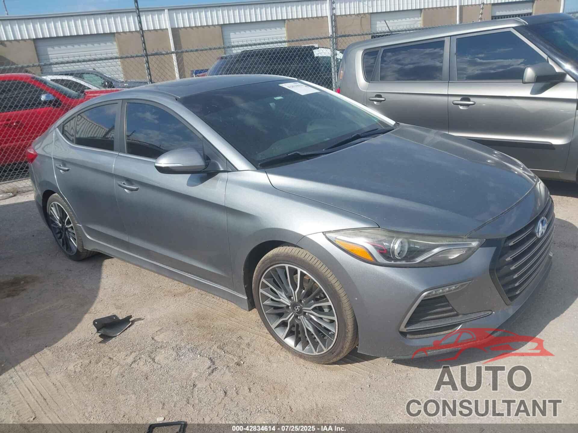 HYUNDAI ELANTRA 2018 - KMHD04LB4JU613962