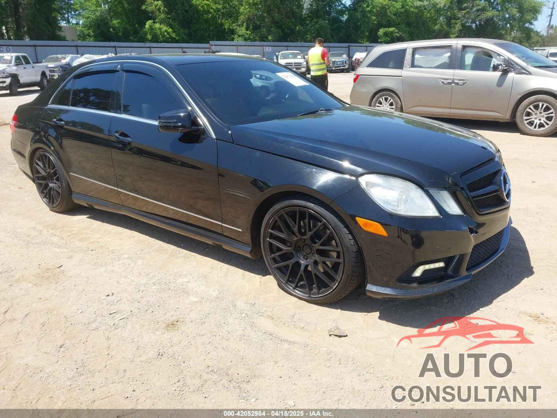 MERCEDES-BENZ E 350 2011 - WDDHF8HB5BA305292
