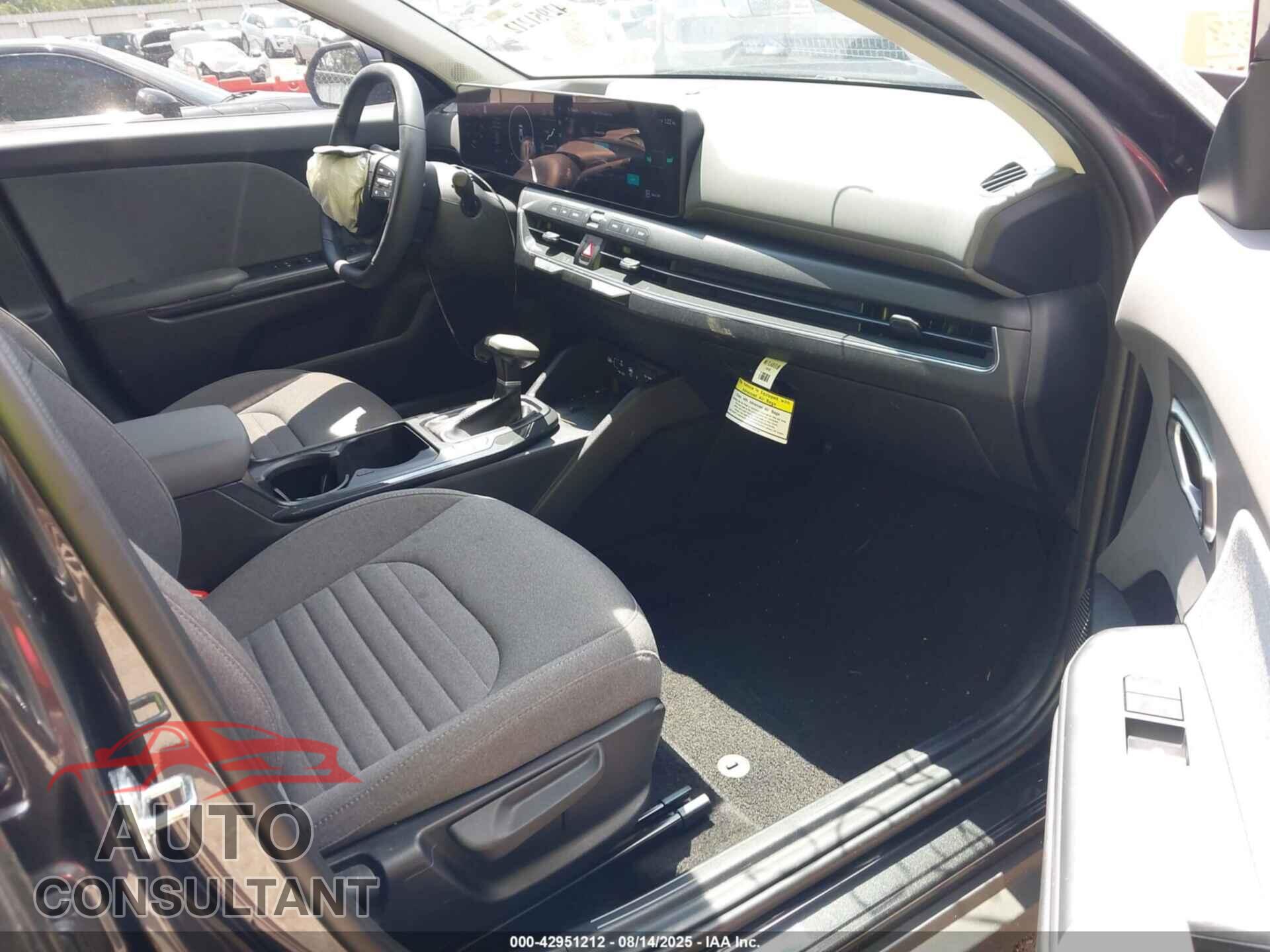 KIA K4 2025 - 3KPFU4DE4SE023478