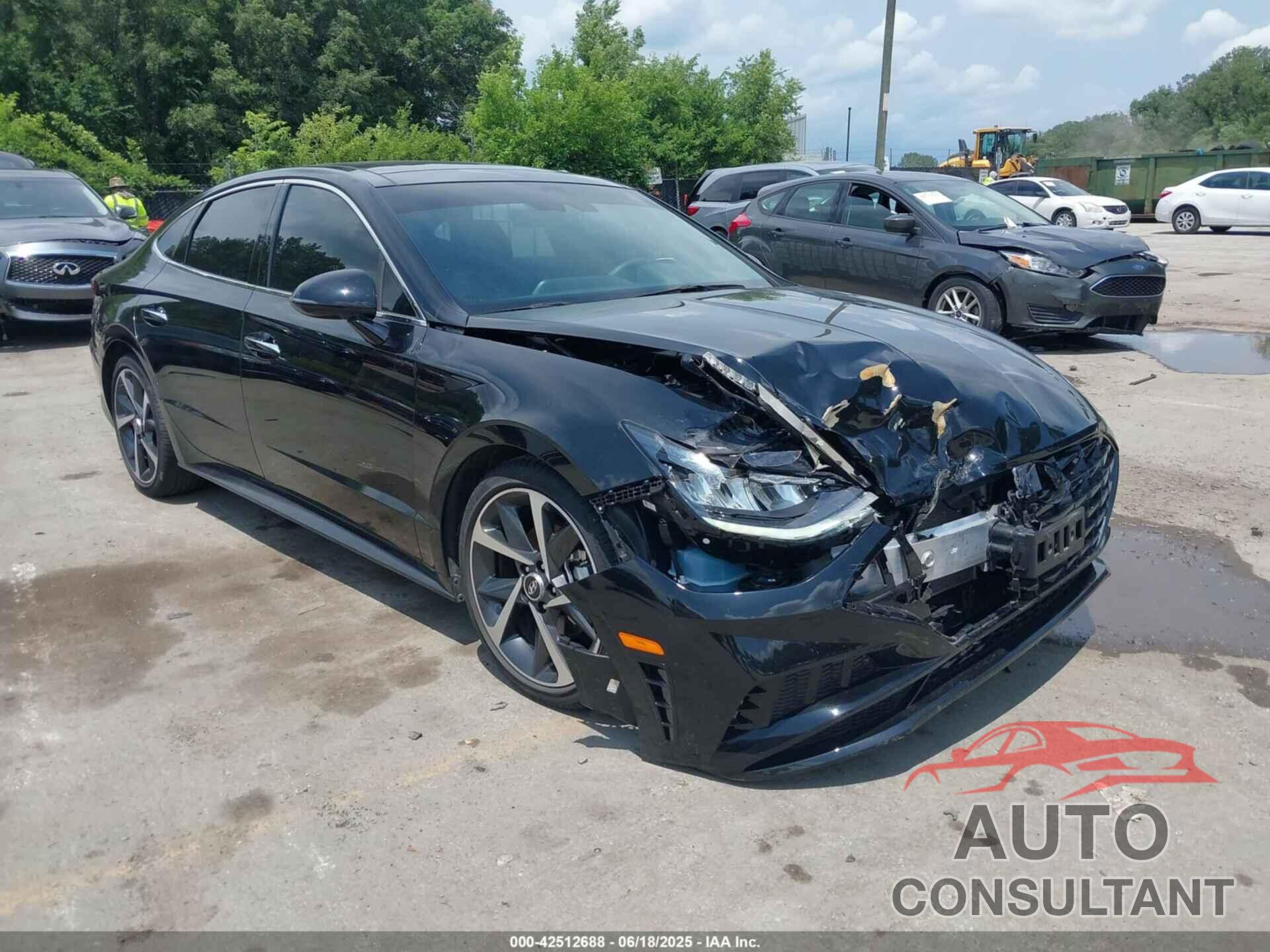 HYUNDAI SONATA 2023 - KMHL44J25PA273069