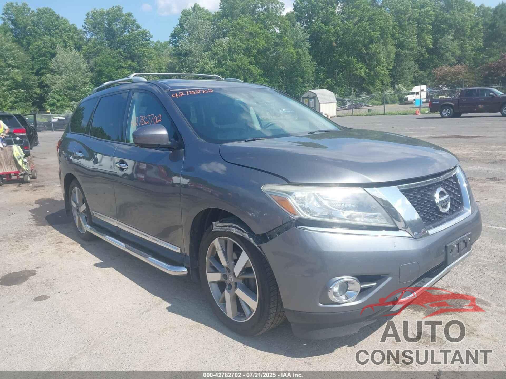 NISSAN PATHFINDER 2015 - 5N1AR2MM3FC601523