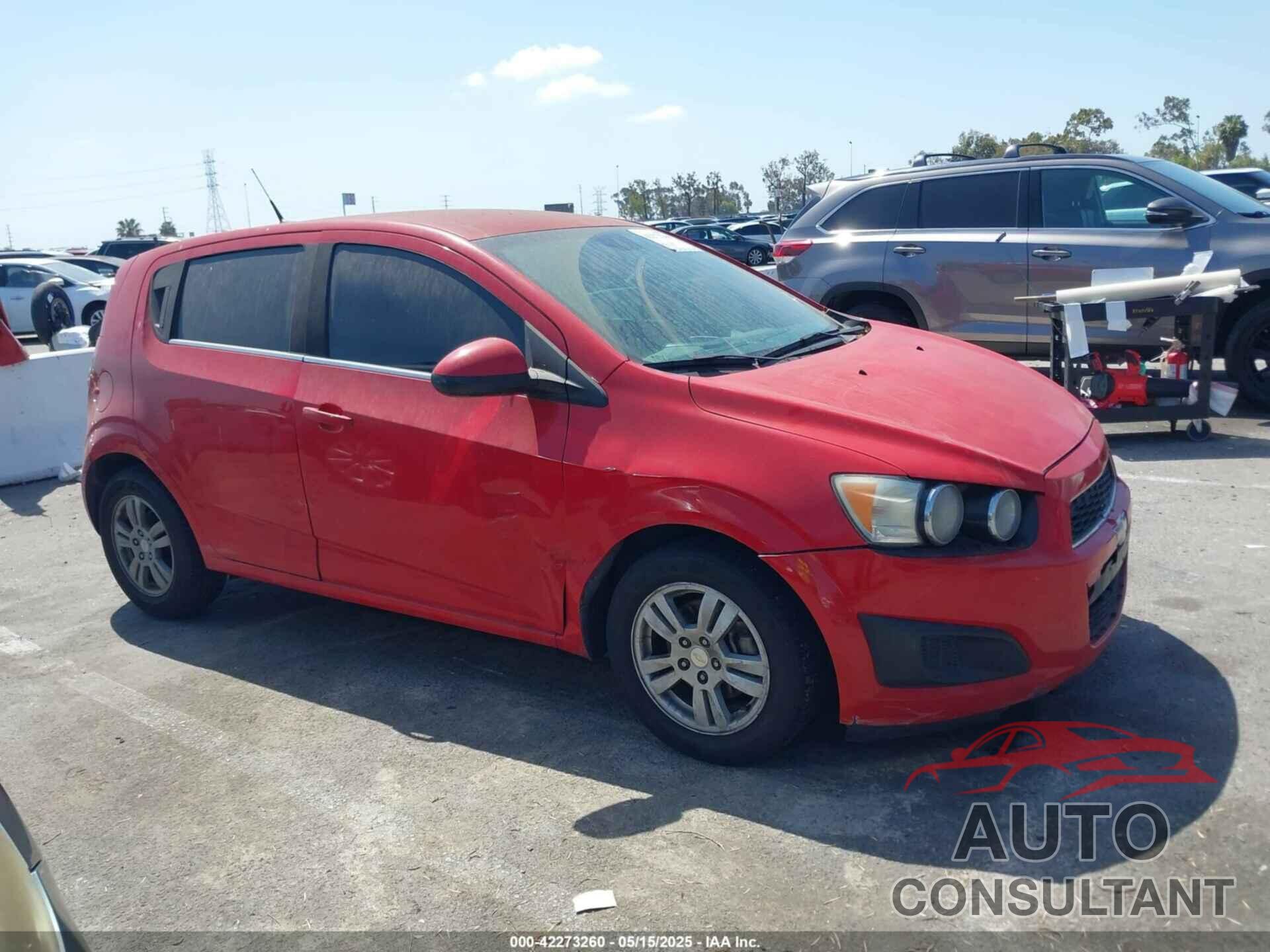 CHEVROLET SONIC 2013 - 1G1JC6SG2D4231711