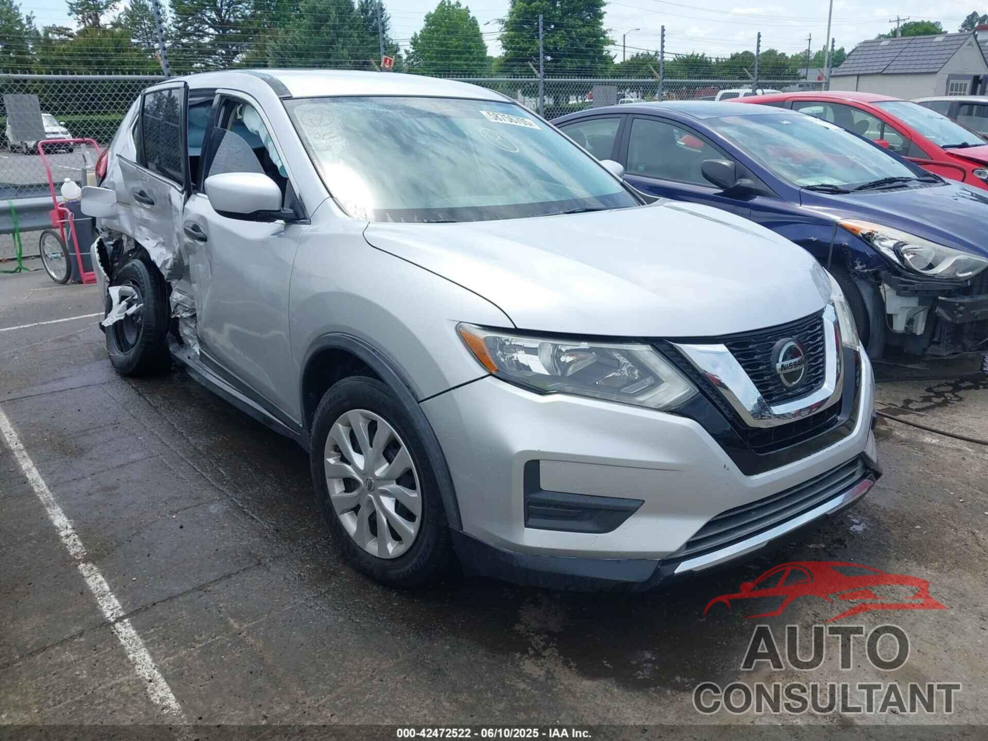 NISSAN ROGUE 2018 - KNMAT2MV0JP512881