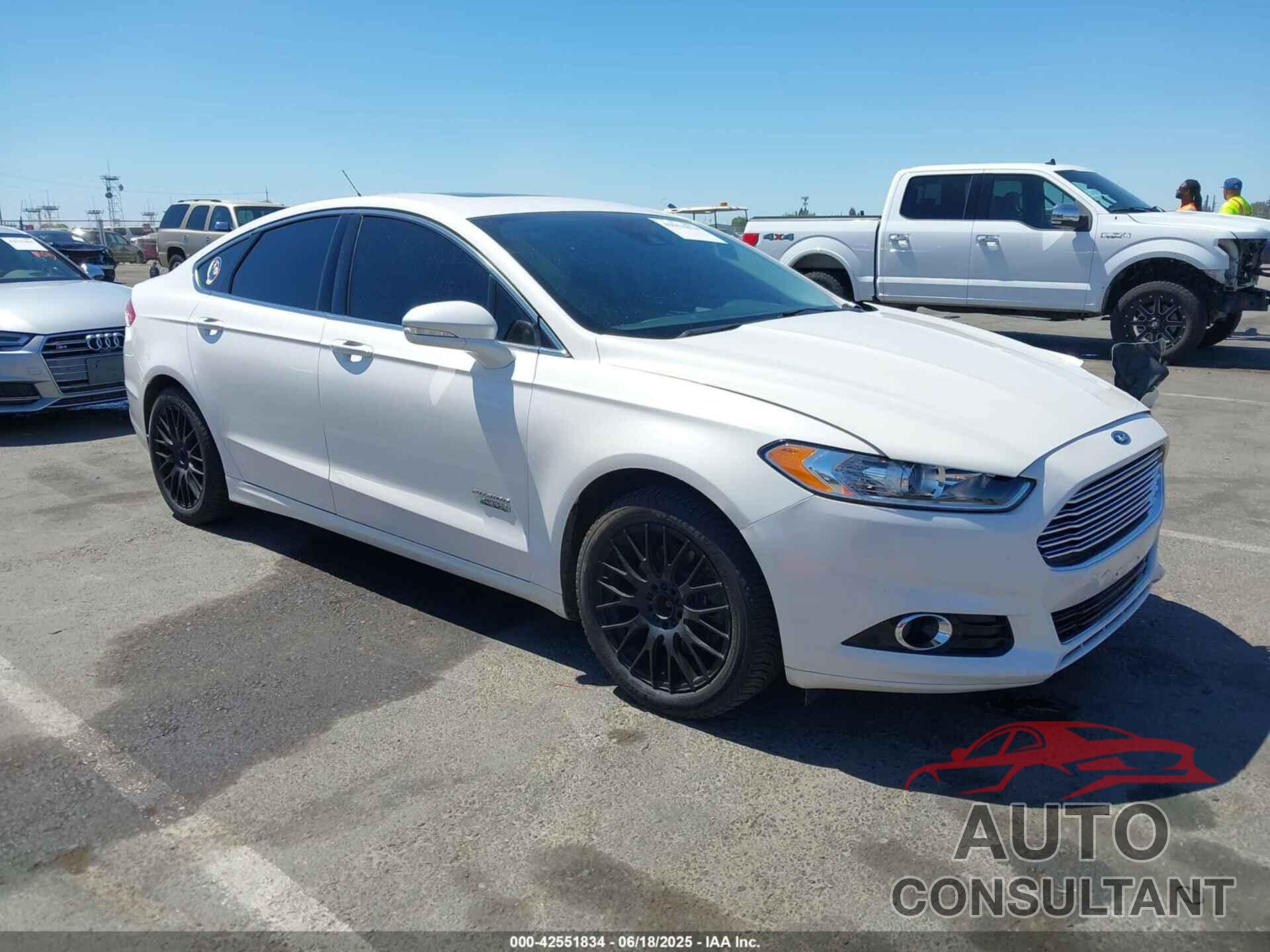 FORD FUSION ENERGI 2016 - 3FA6P0SU2GR357508