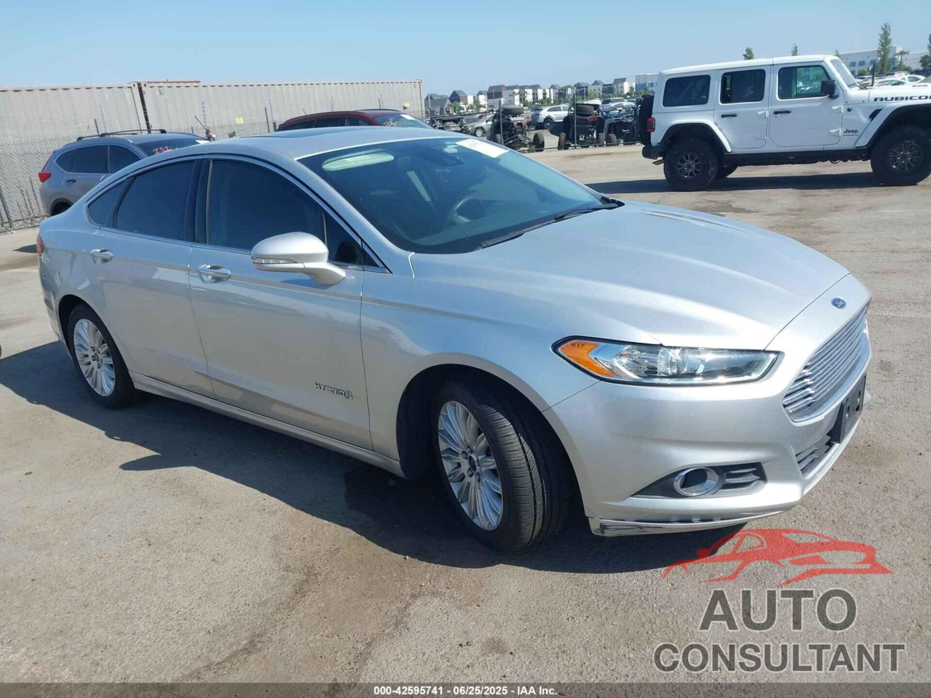 FORD FUSION HYBRID 2016 - 3FA6P0LU8GR203934