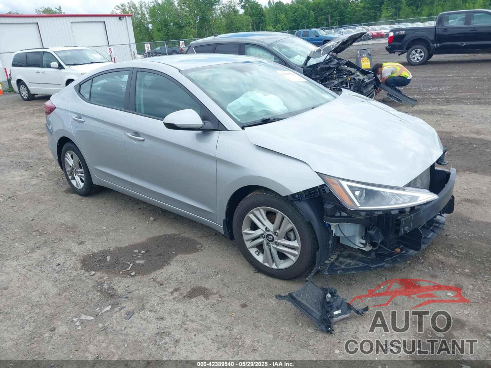 HYUNDAI ELANTRA 2020 - KMHD84LF0LU083231