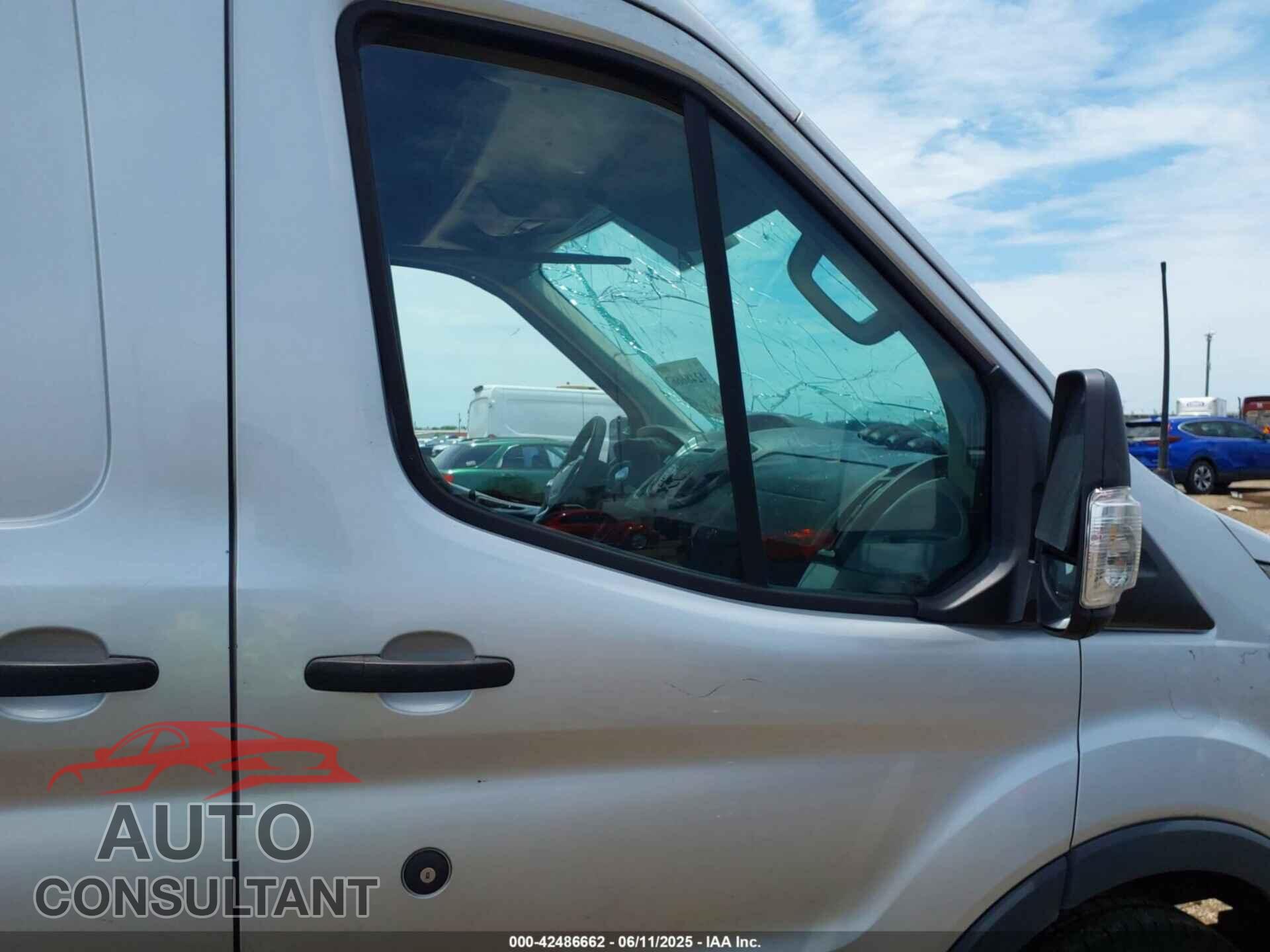 FORD TRANSIT-250 2015 - 1FTNR2CM9FKB05431