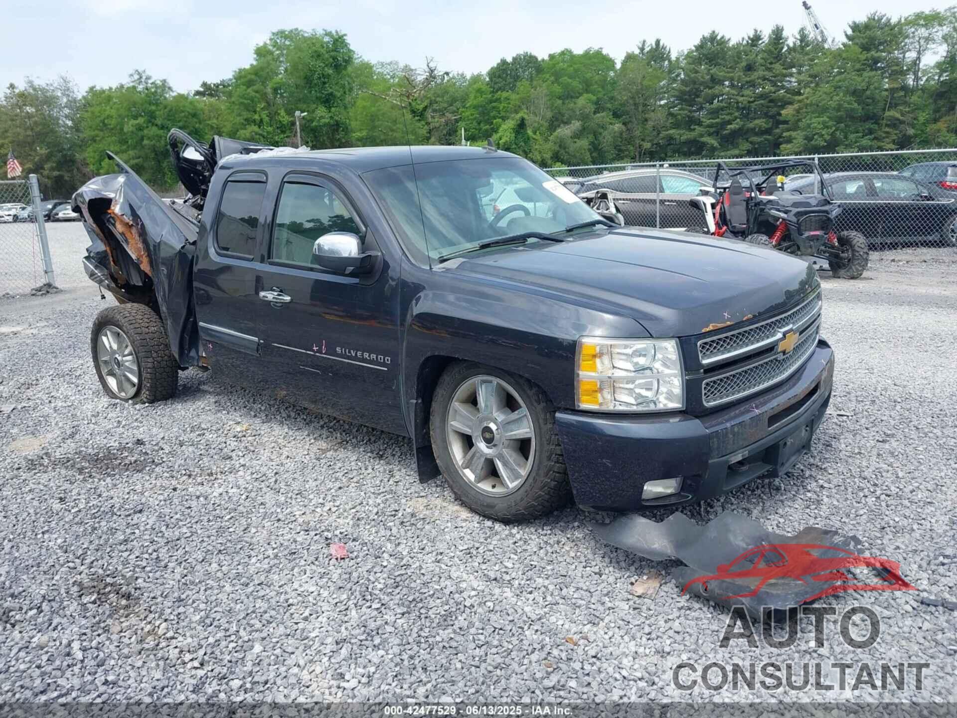 CHEVROLET SILVERADO 1500 2013 - 1GCRKTE77DZ178675