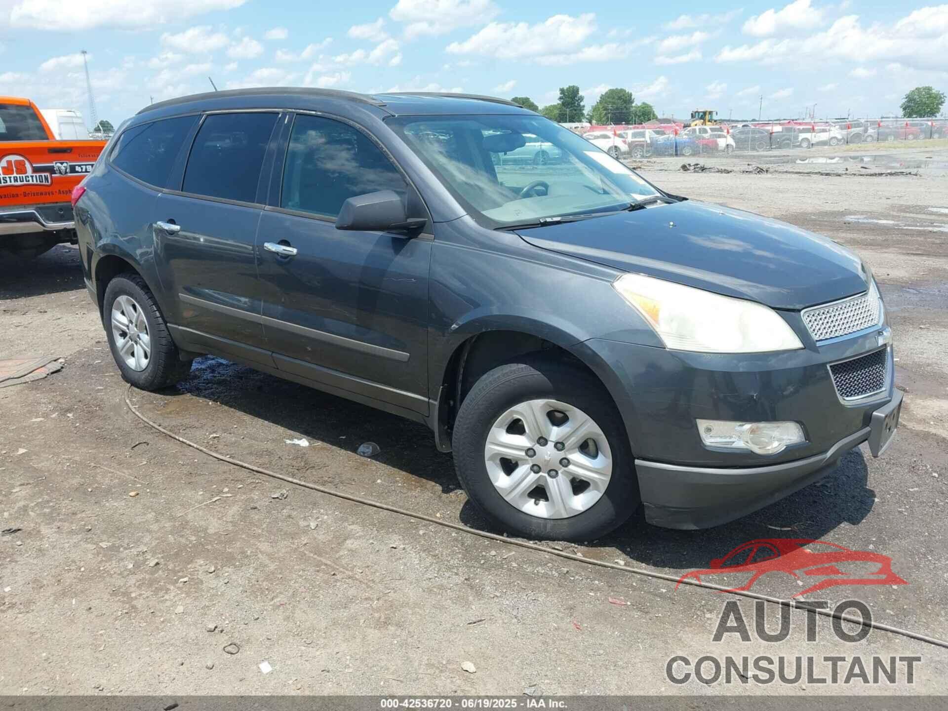 CHEVROLET TRAVERSE 2011 - 1GNKRFED5BJ190492