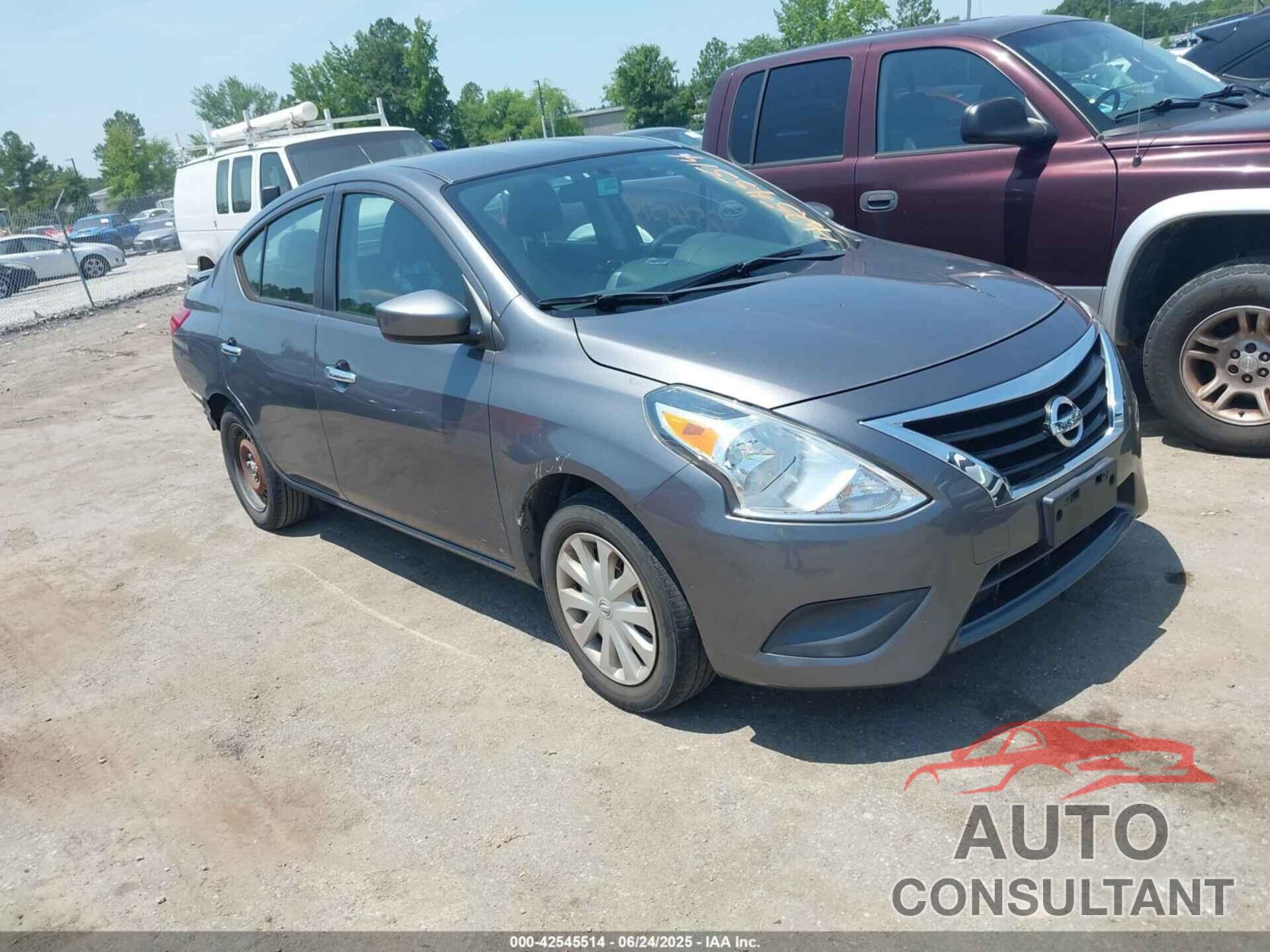 NISSAN VERSA 2017 - 3N1CN7AP1HL895082