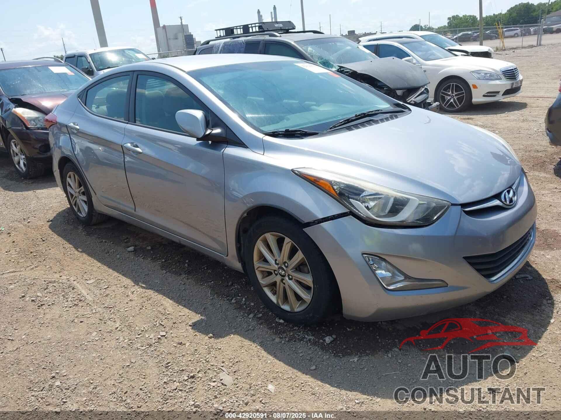 HYUNDAI ELANTRA 2015 - 5NPDH4AE3FH570579