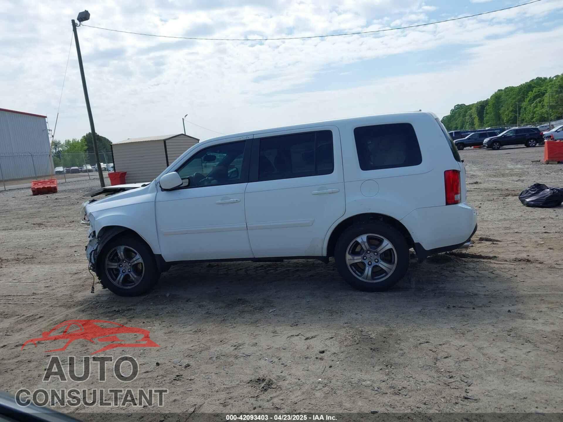 HONDA PILOT 2013 - 5FNYF4H68DB003379