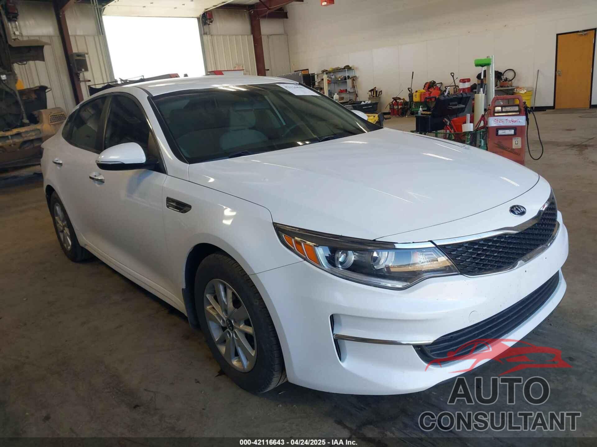 KIA OPTIMA 2017 - KNAGT4L35H5137739