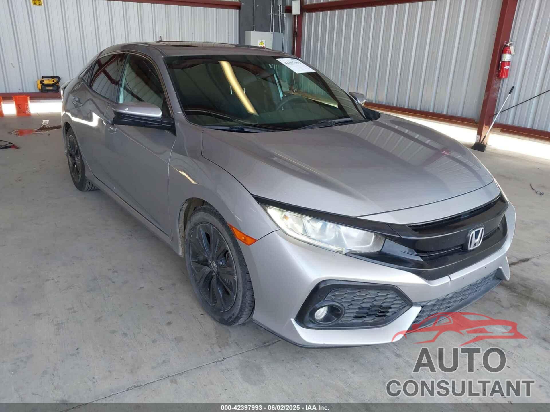 HONDA CIVIC 2018 - SHHFK7H52JU215670