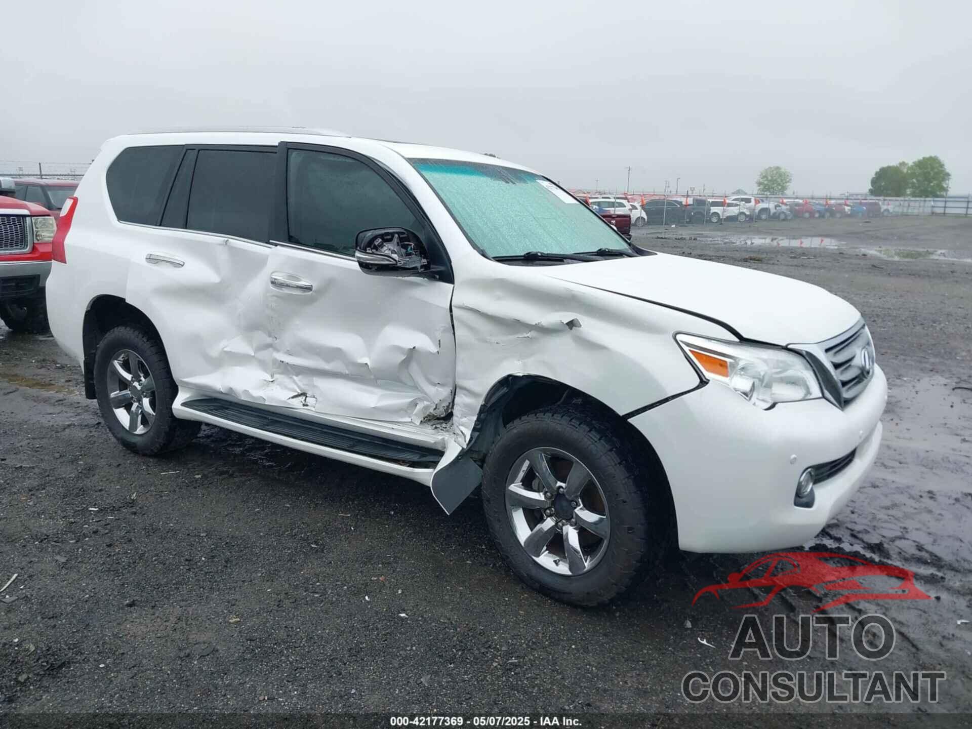 LEXUS GX 460 2011 - JTJBM7FX0B5028569