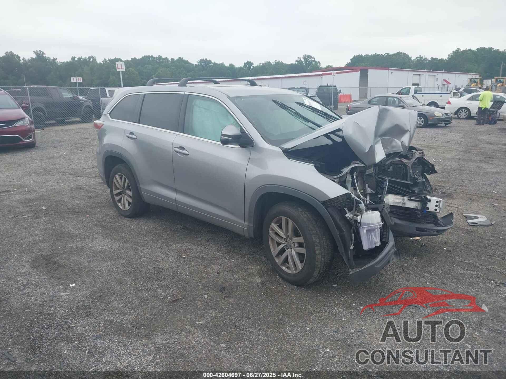 TOYOTA HIGHLANDER 2015 - 5TDZARFH5FS015752