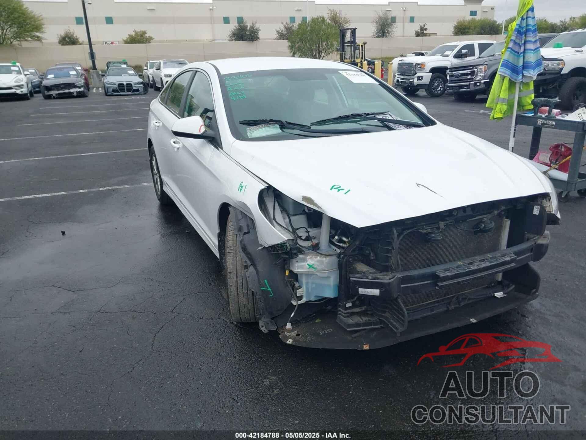 HYUNDAI SONATA 2018 - 5NPE24AF8JH693284