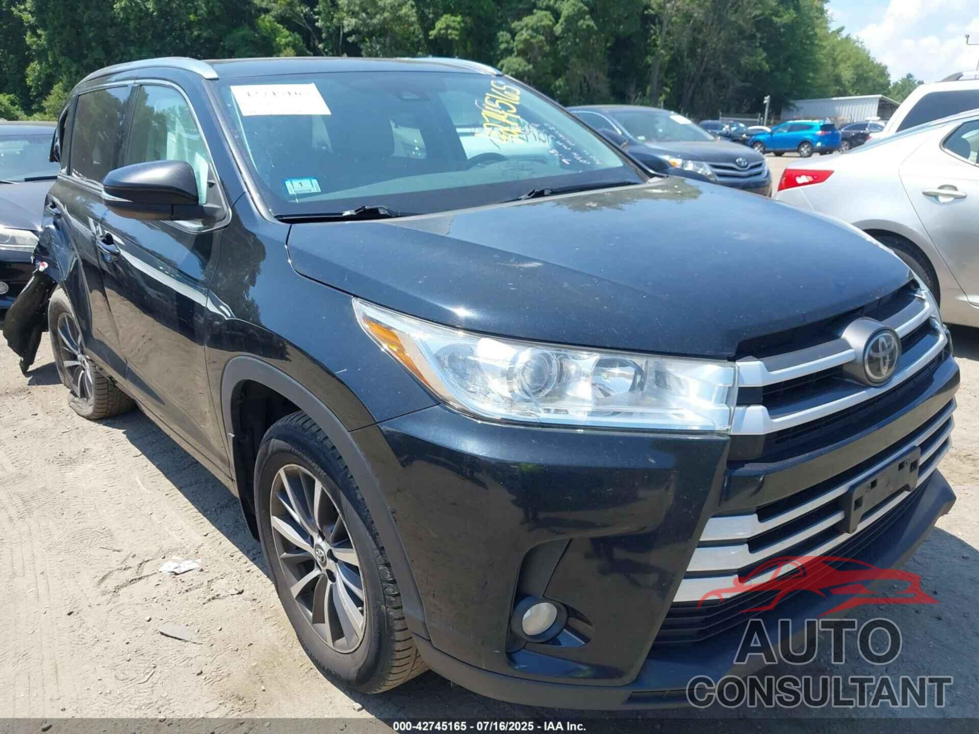 TOYOTA HIGHLANDER 2017 - 5TDJZRFH1HS372273