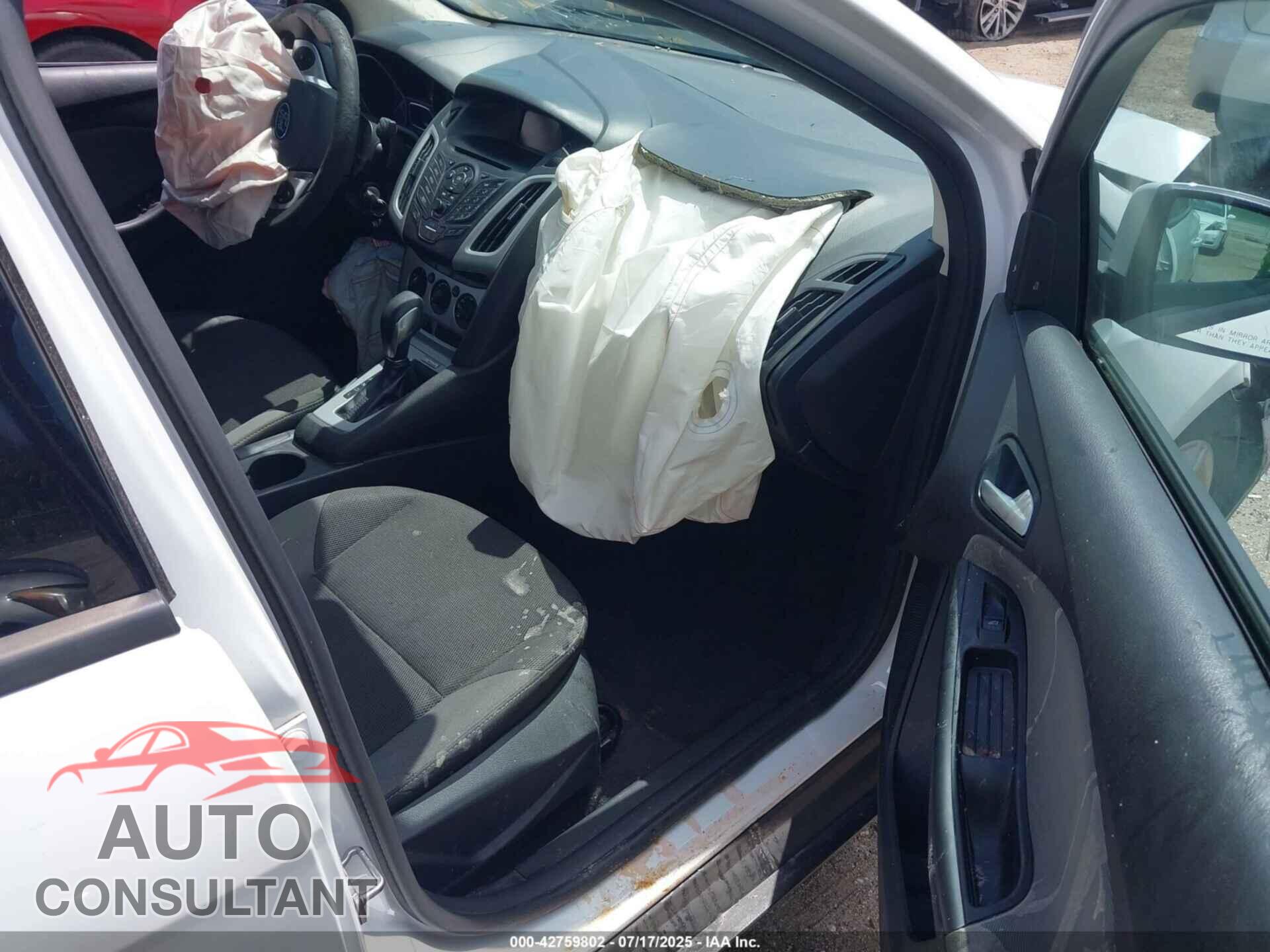 FORD FOCUS 2014 - 1FADP3F25EL458135
