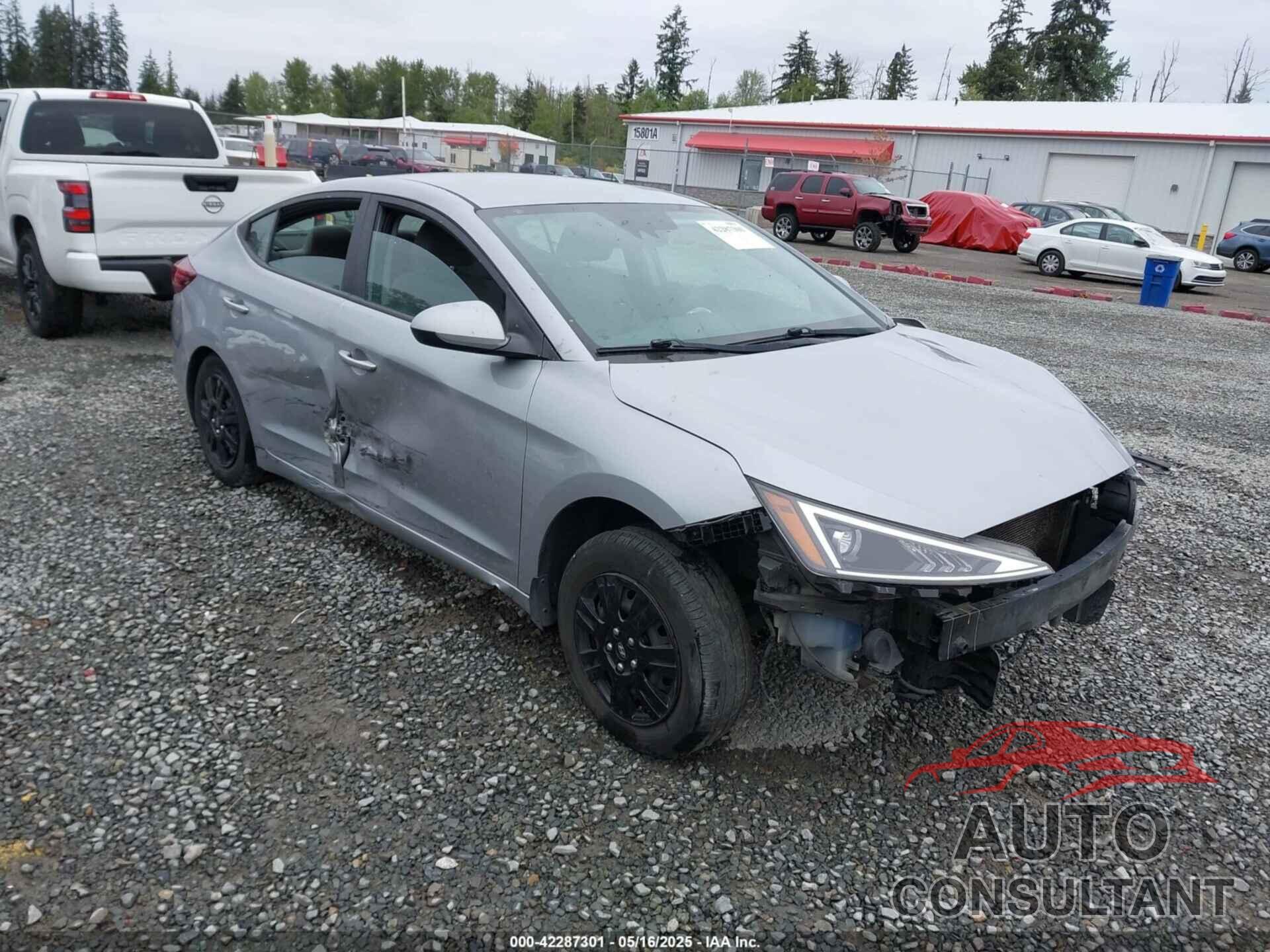 HYUNDAI ELANTRA 2020 - KMHD74LFXLU027803