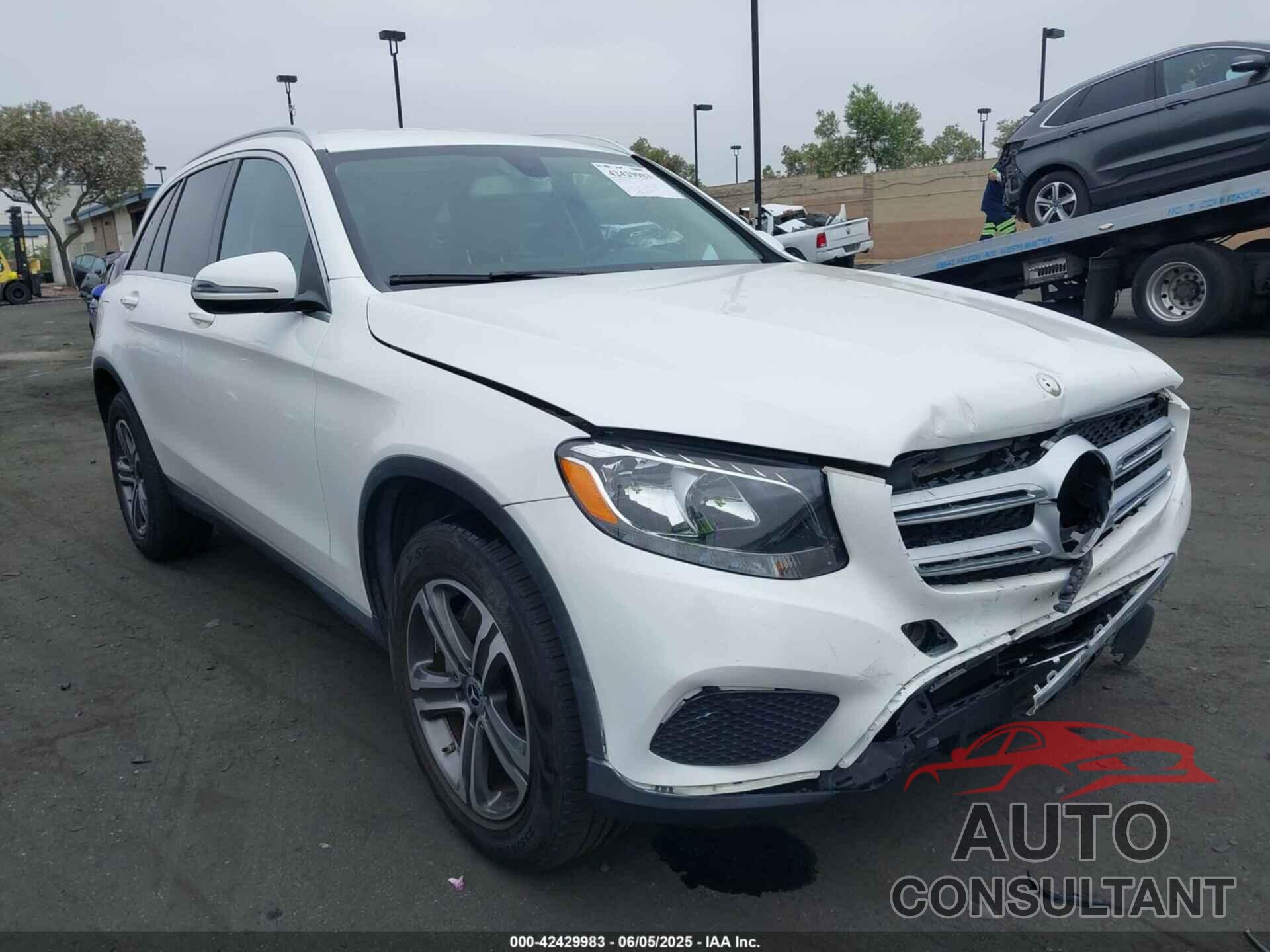 MERCEDES-BENZ GLC 300 2019 - WDC0G4JB8KV182470