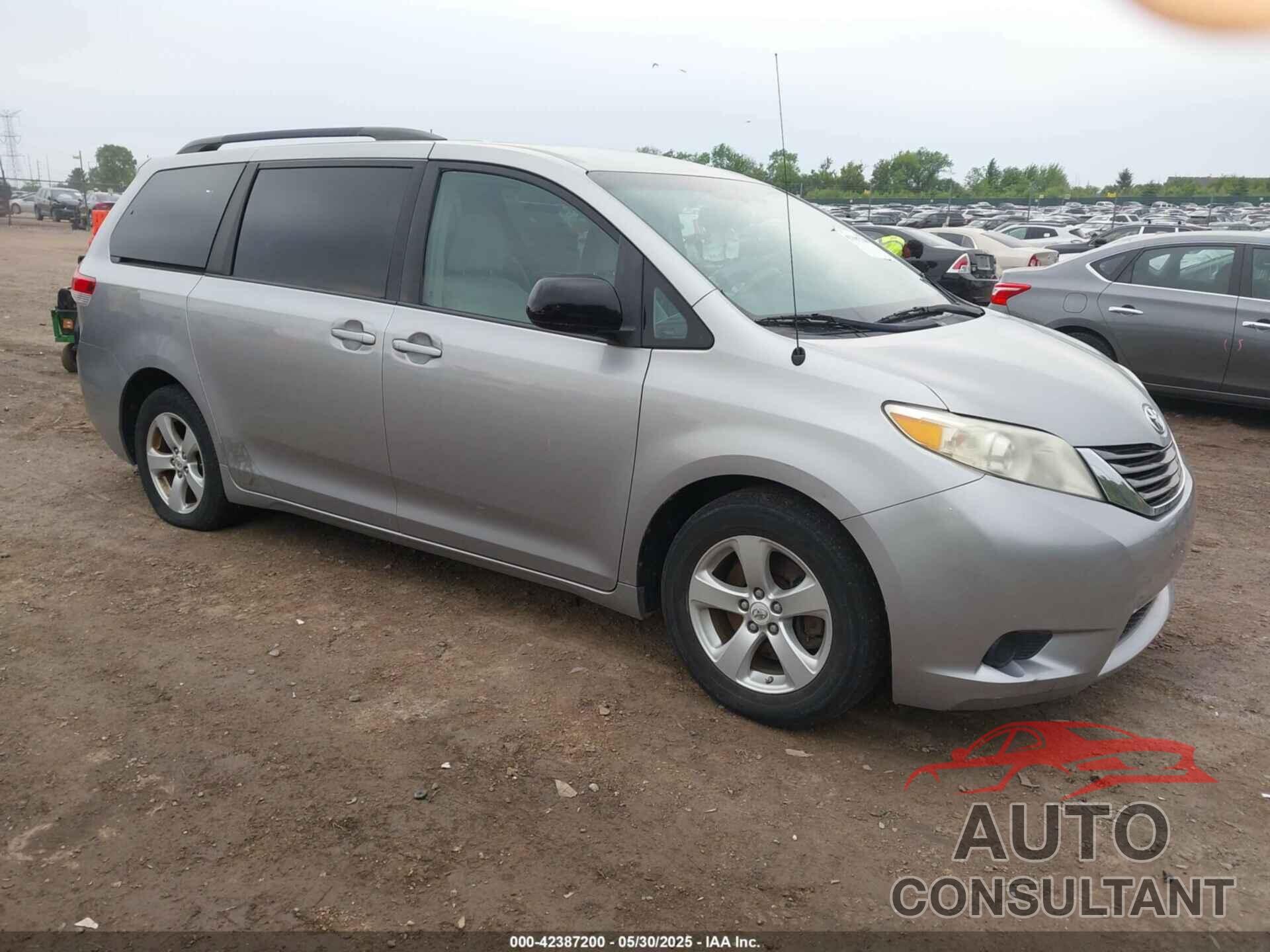 TOYOTA SIENNA 2011 - 5TDKK3DCXBS002041