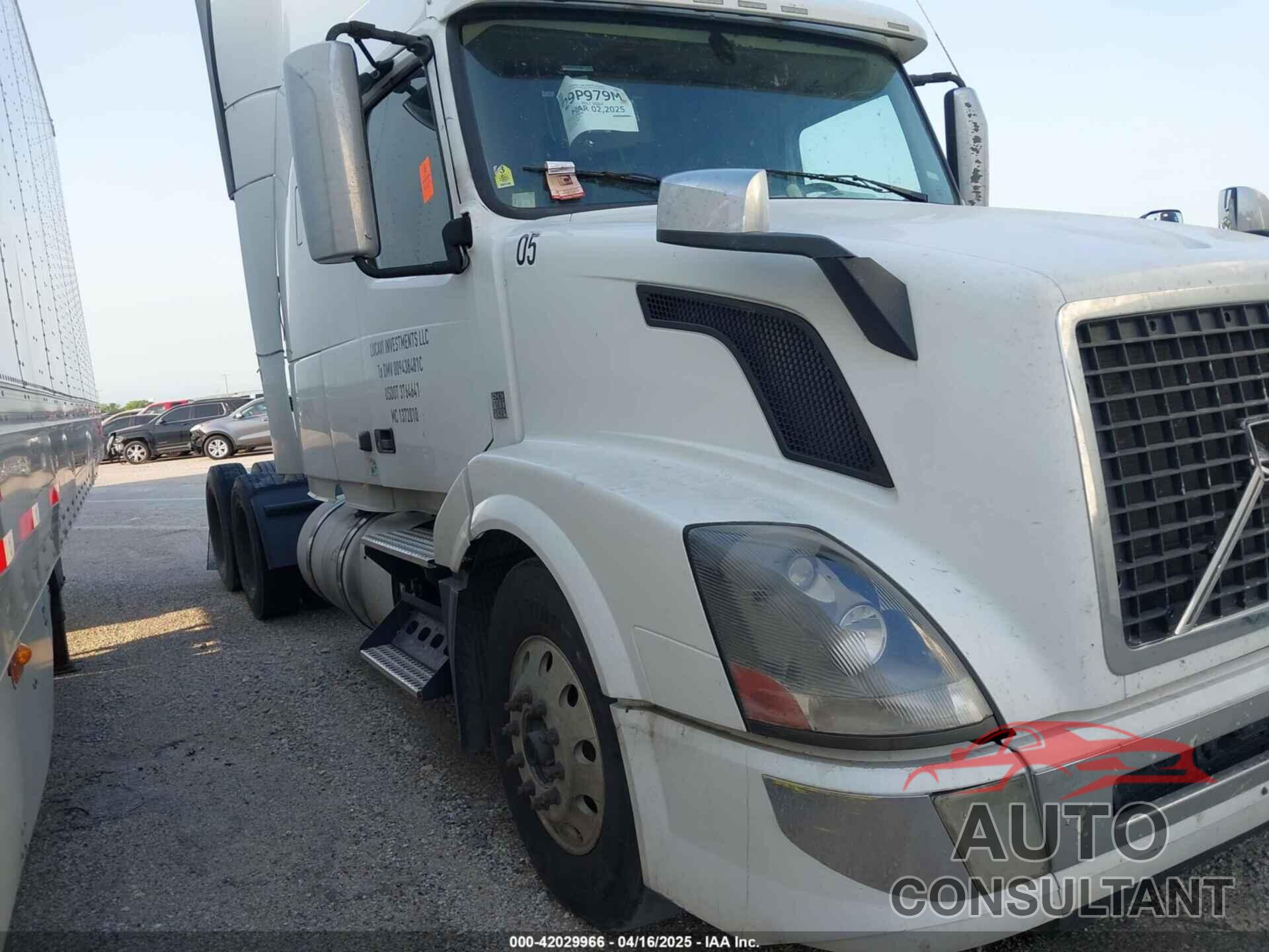 VOLVO VNL 2017 - 4V4NC9EH1HN984682