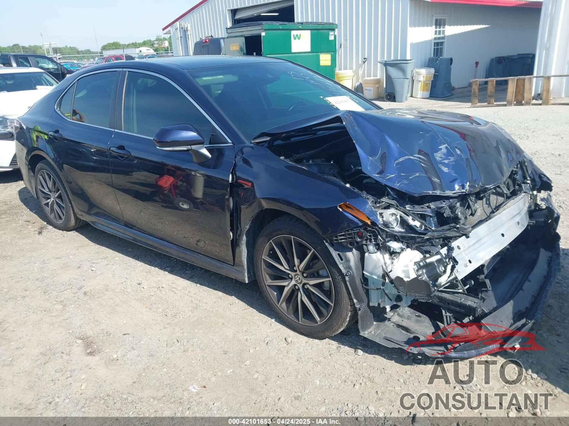 TOYOTA CAMRY 2021 - 4T1G11AK1MU525760