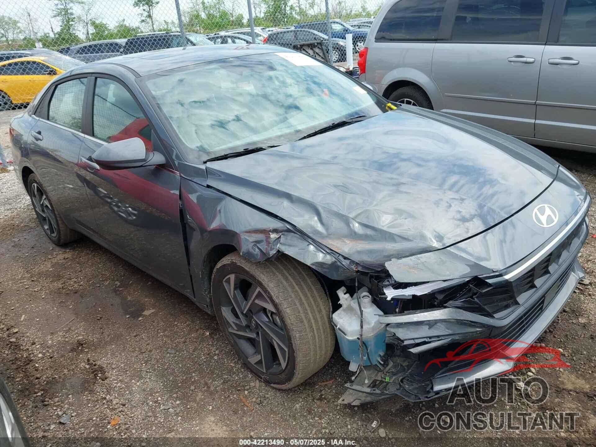 HYUNDAI ELANTRA 2025 - KMHLS4DG9SU900313