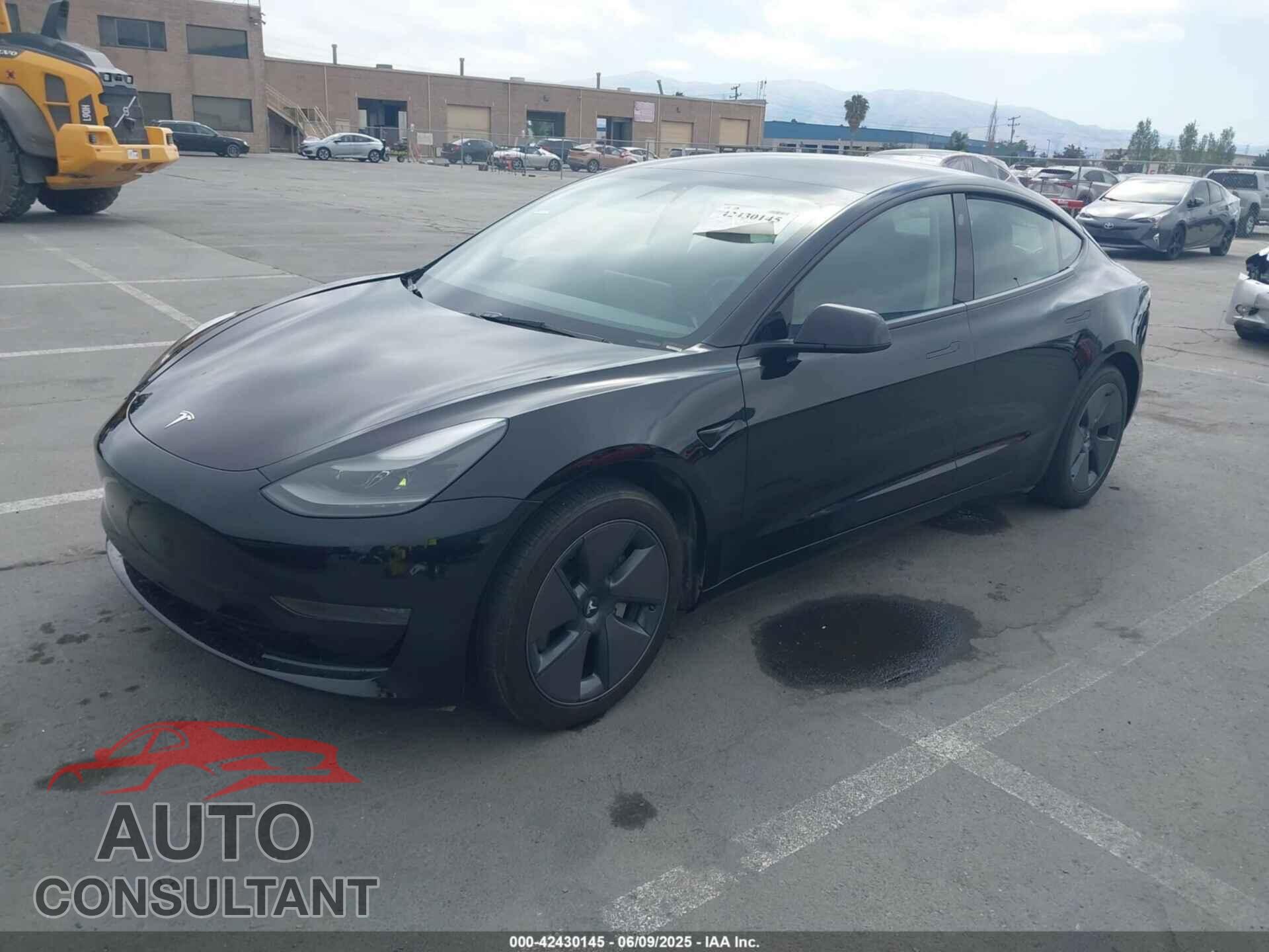 TESLA MODEL 3 2023 - 5YJ3E1EA5PF647737