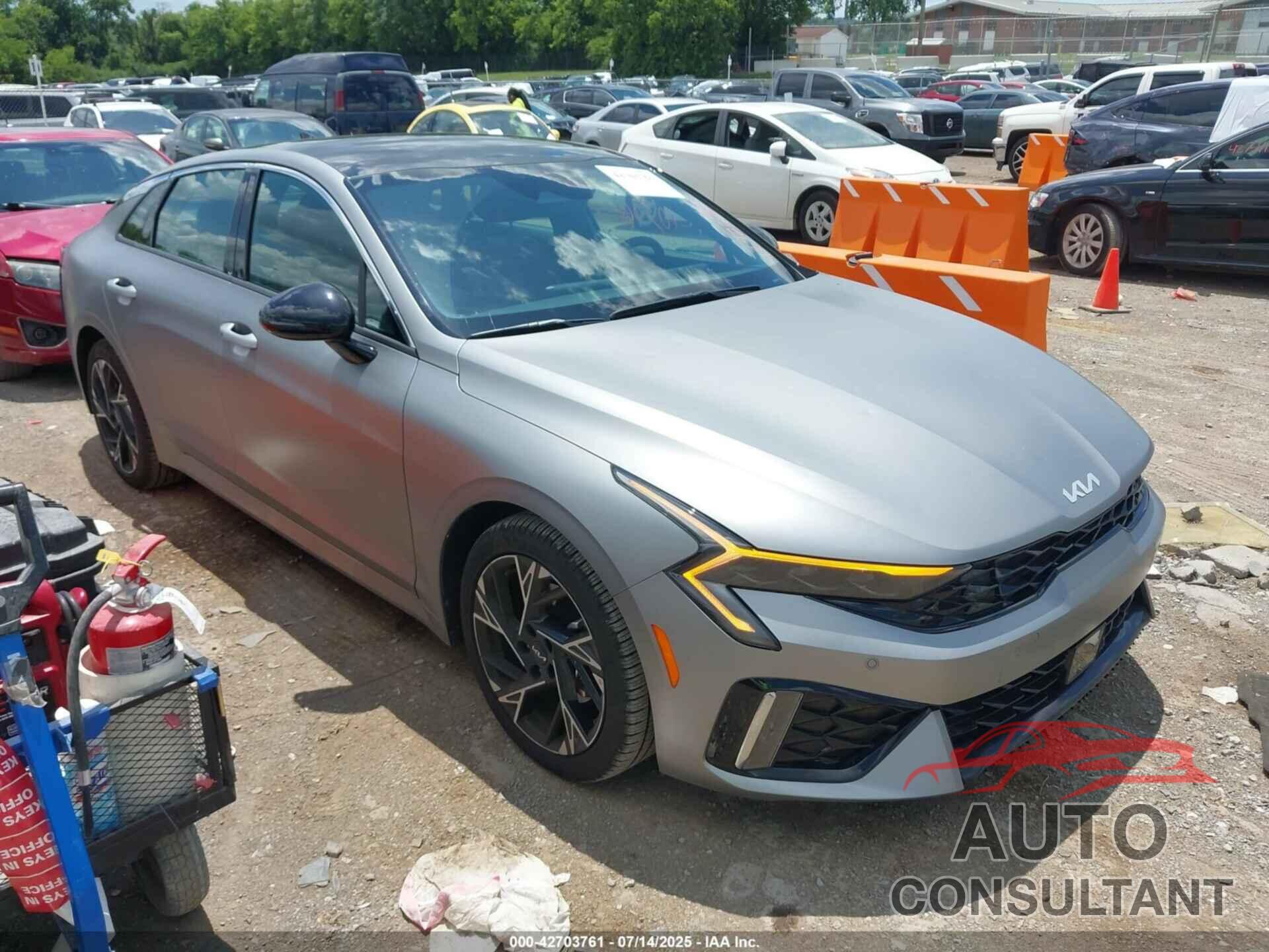 KIA K5 2025 - KNAG64J74S5310543