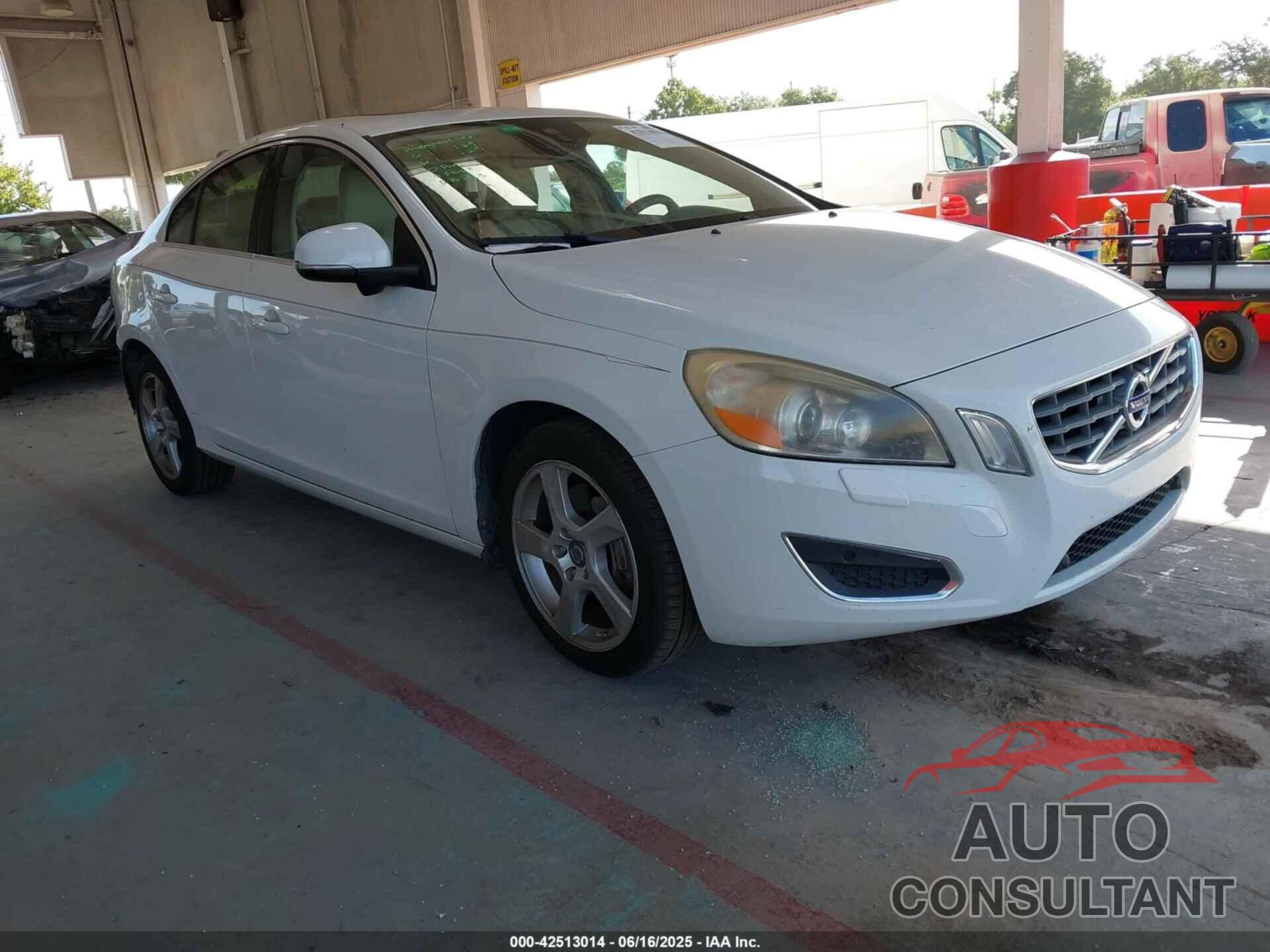 VOLVO S60 2013 - YV1612FS2D2199231