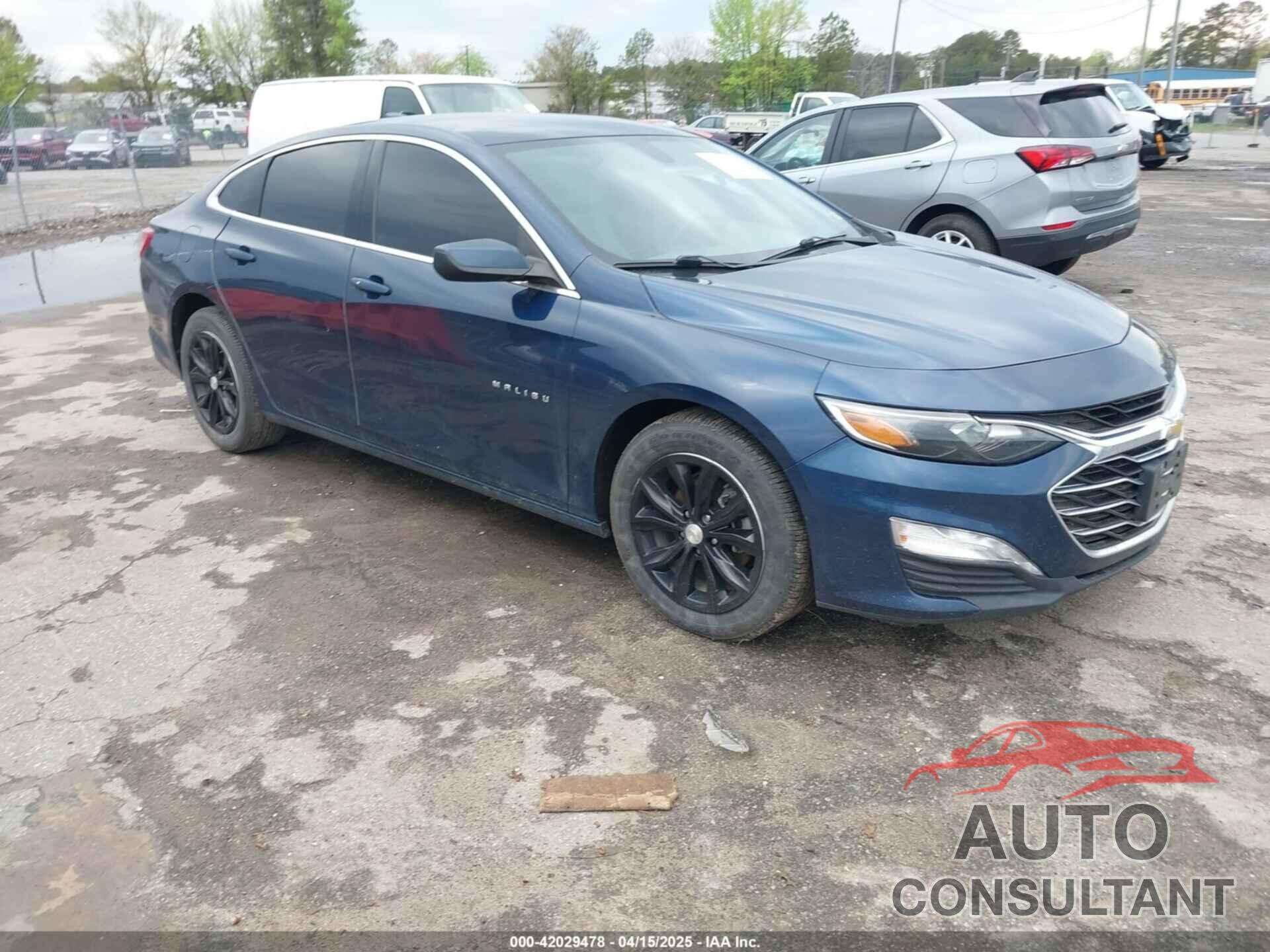 CHEVROLET MALIBU 2021 - 1G1ZD5ST4MF018366