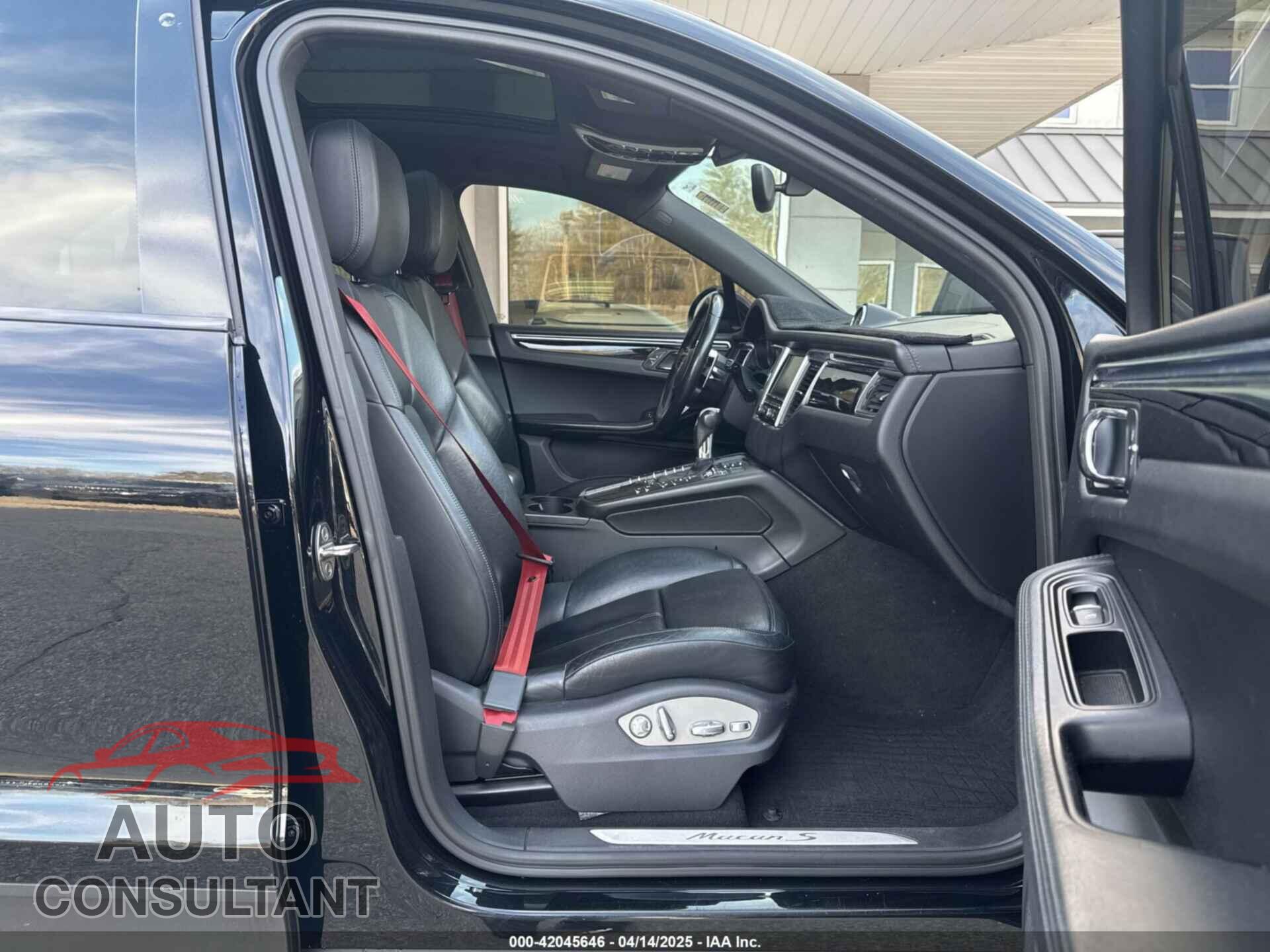 PORSCHE MACAN 2015 - WP1AB2A55FLB54536